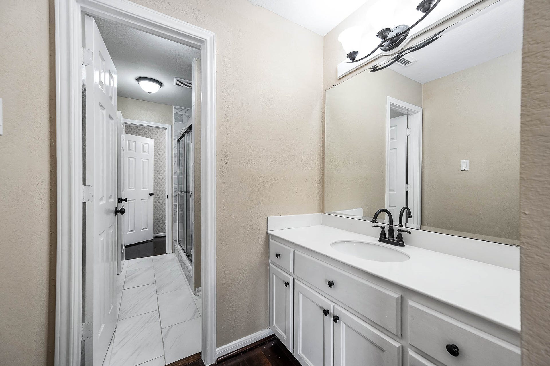 13 Turtle Creek Manor, Sugar Land, TX 77479 13 Turtle Creek Manor, Sugar Land, TX 77479
