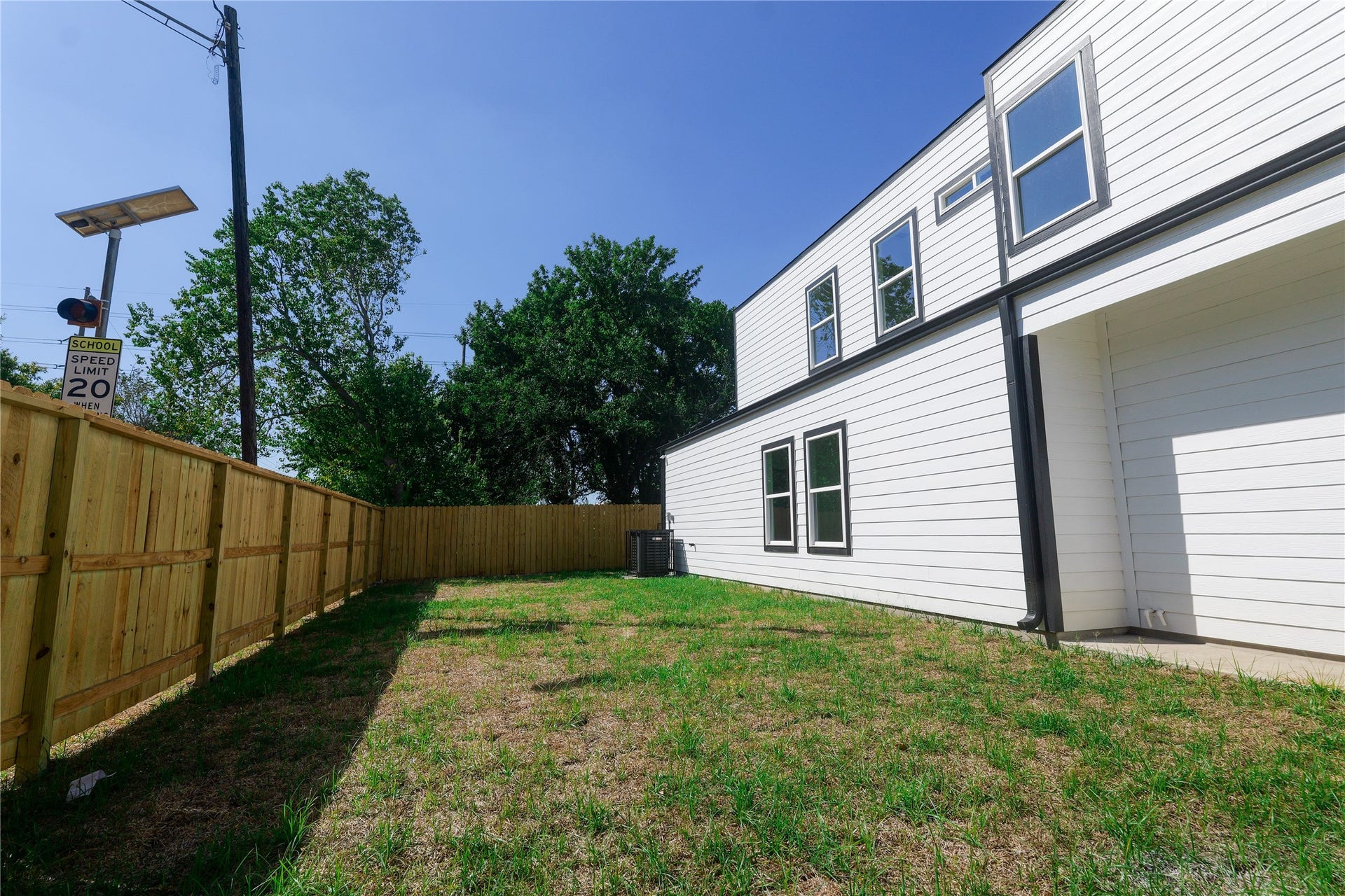 8430 Brandon Street, Houston, TX 77051 8430 Brandon Street, Houston, TX 77051