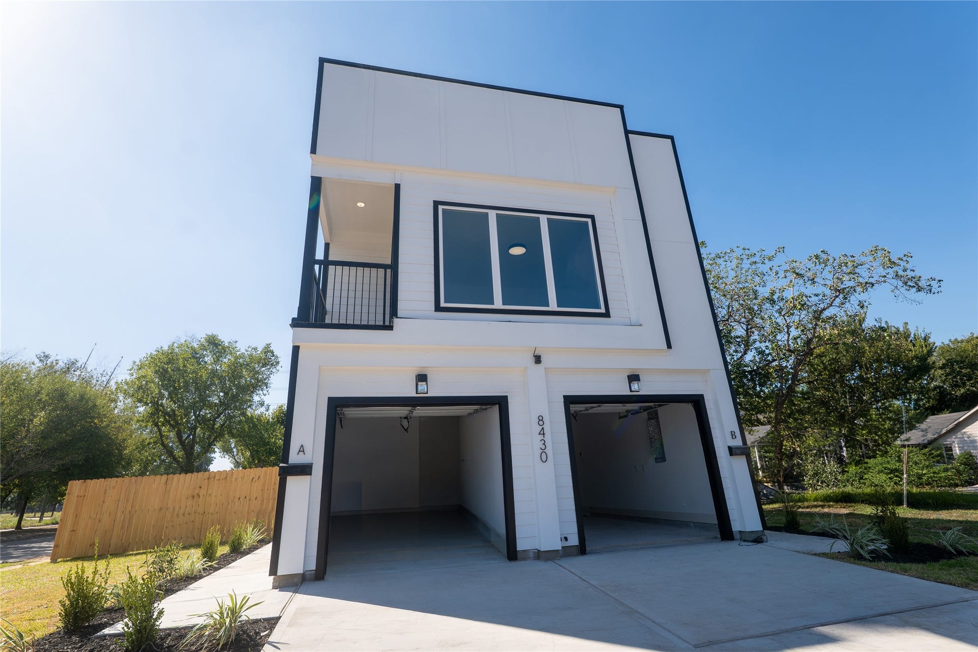 8430 Brandon Street, Houston, TX 77051 8430 Brandon Street, Houston, TX 77051