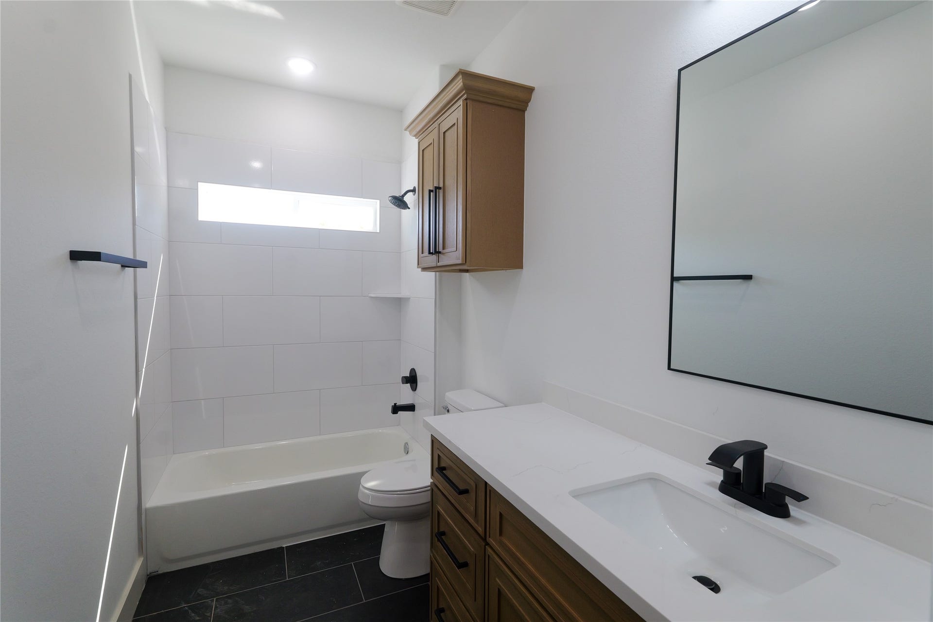 8430 Brandon Street, Houston, TX 77051 8430 Brandon Street, Houston, TX 77051