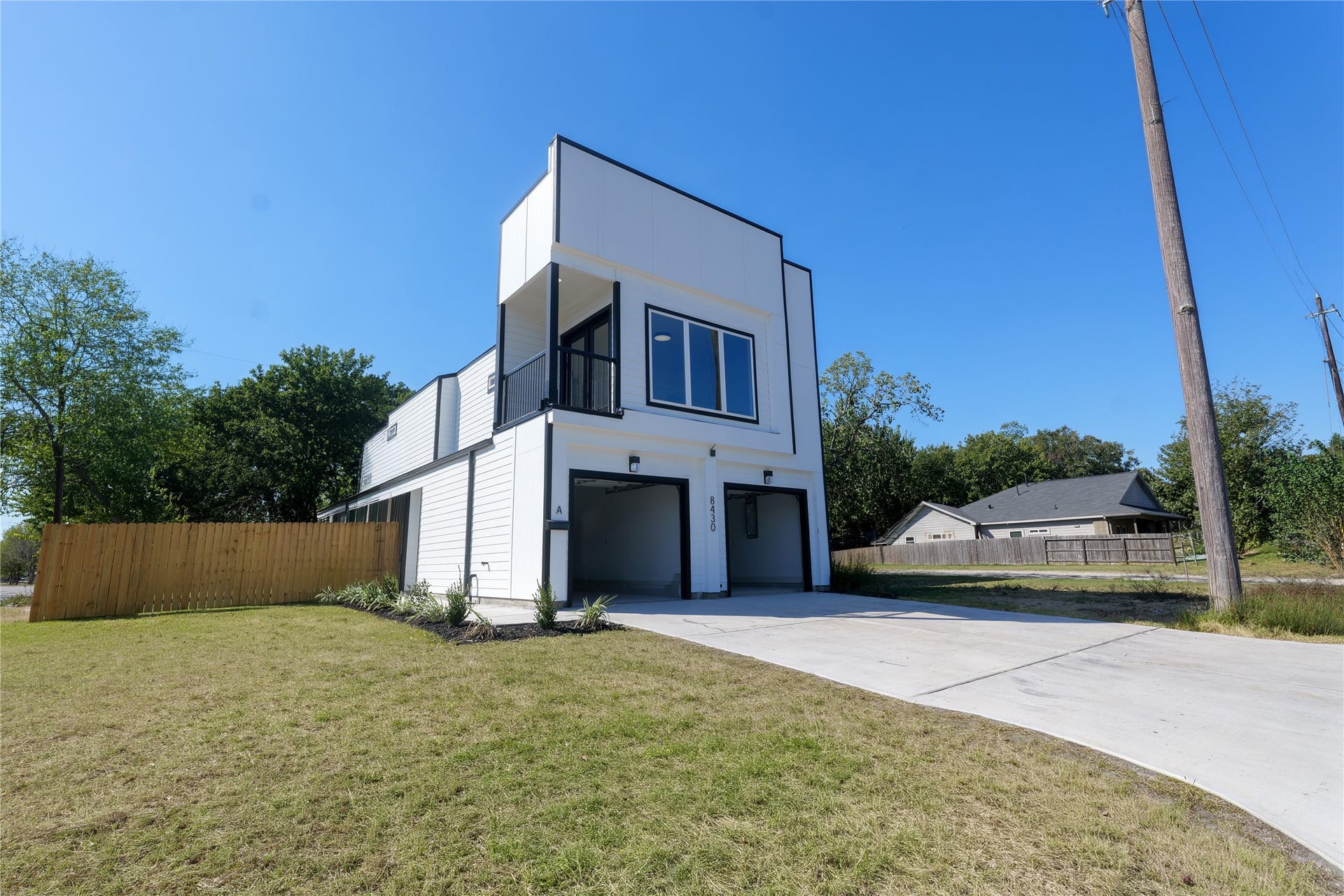 8430 Brandon Street, Houston, TX 77051 8430 Brandon Street, Houston, TX 77051