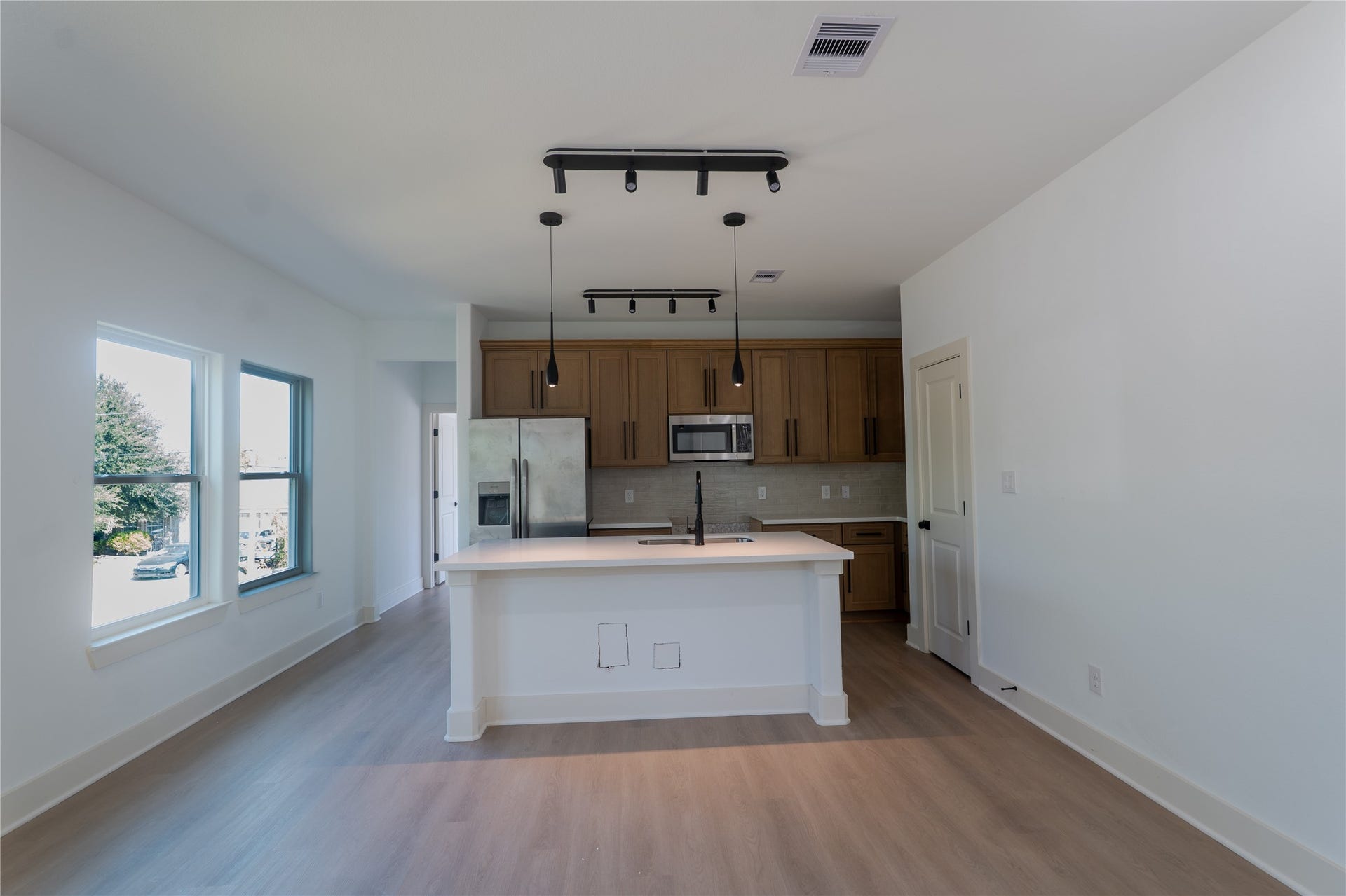 8430 Brandon Street, Houston, TX 77051 8430 Brandon Street, Houston, TX 77051