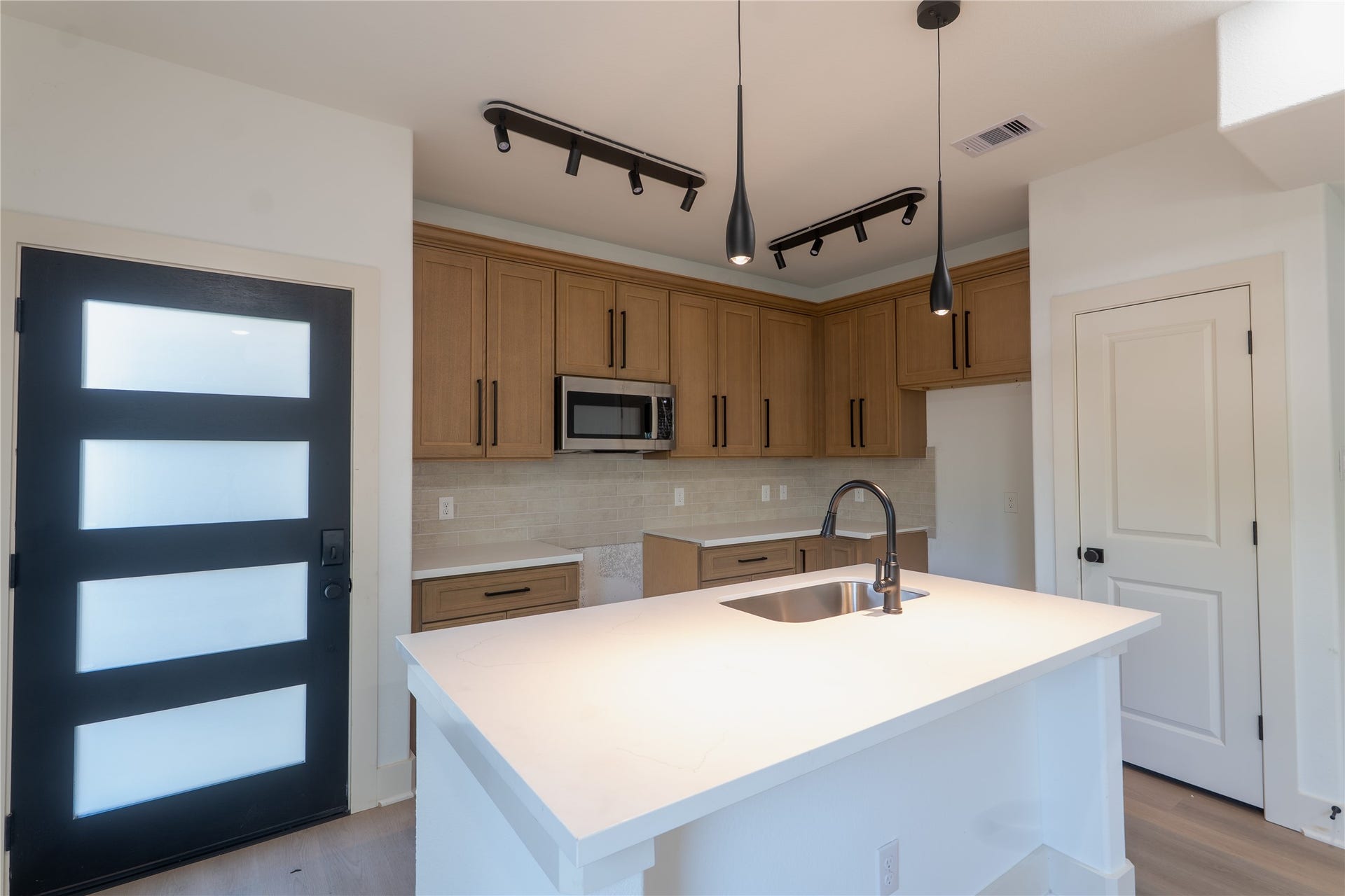 8430 Brandon Street, Houston, TX 77051 8430 Brandon Street, Houston, TX 77051