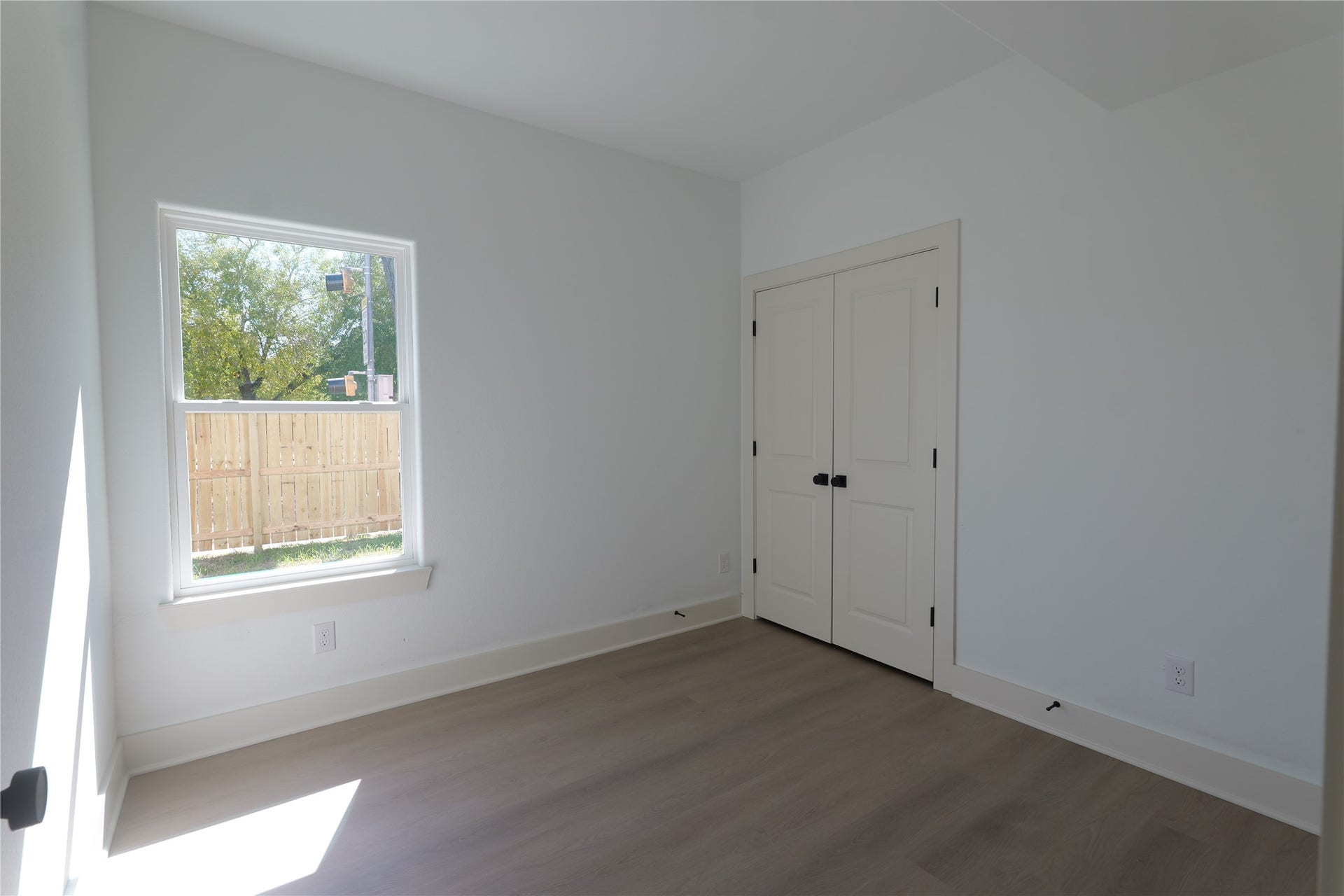 8430 Brandon Street, Houston, TX 77051 8430 Brandon Street, Houston, TX 77051