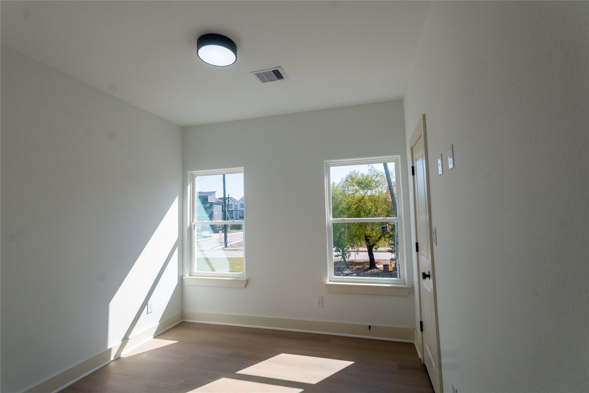 8430 Brandon Street, Houston, TX 77051 8430 Brandon Street, Houston, TX 77051