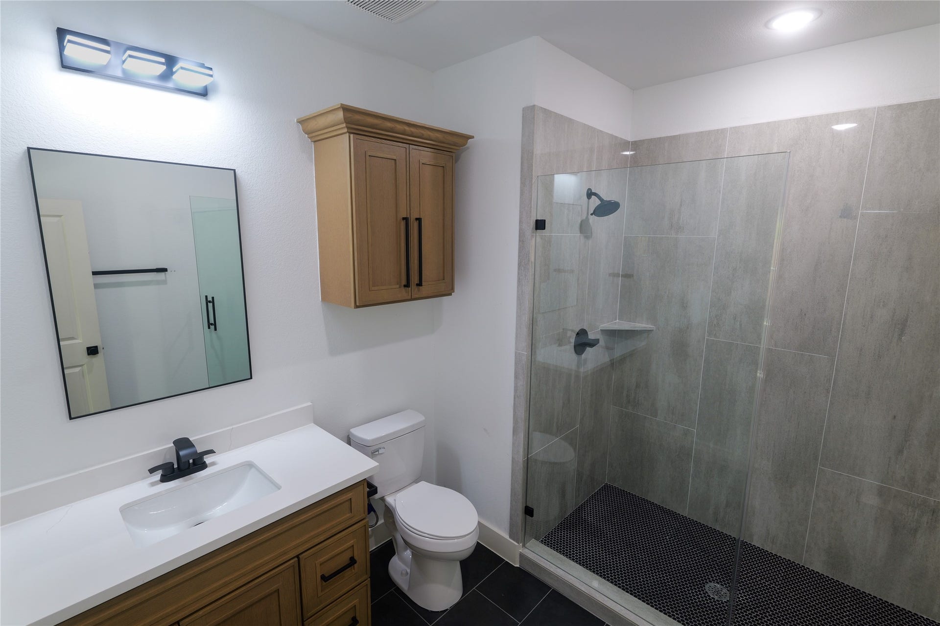 8430 Brandon Street, Houston, TX 77051 8430 Brandon Street, Houston, TX 77051