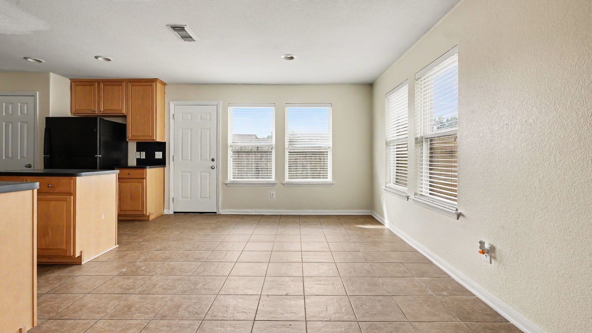 3034 Ripple Bend Court, Pearland, TX 77581 3034 Ripple Bend Court, Pearland, TX 77581