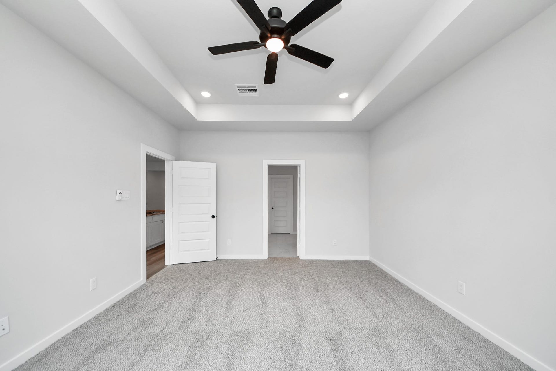 71 Leon Way, Dayton, TX 77535