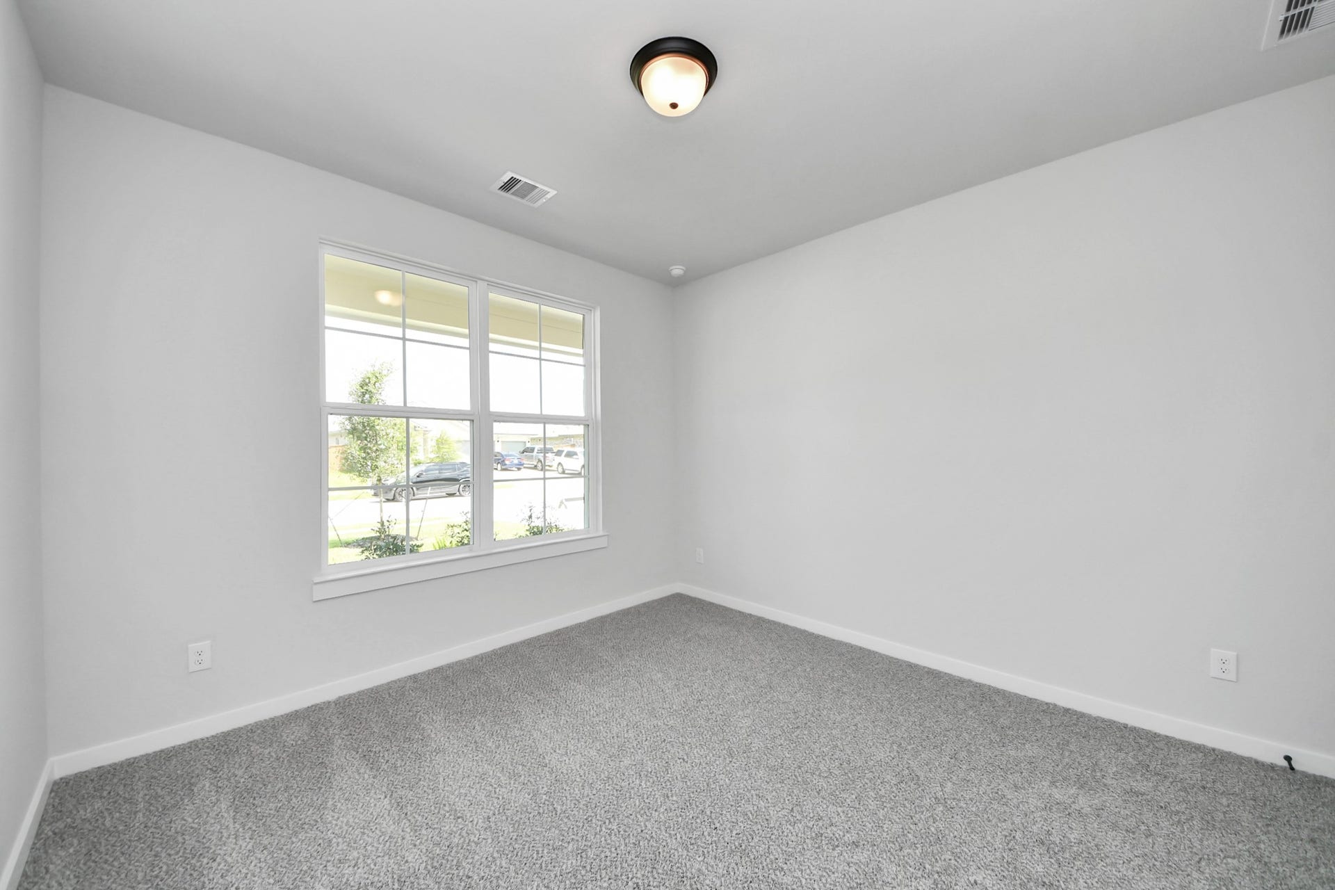 71 Leon Way, Dayton, TX 77535