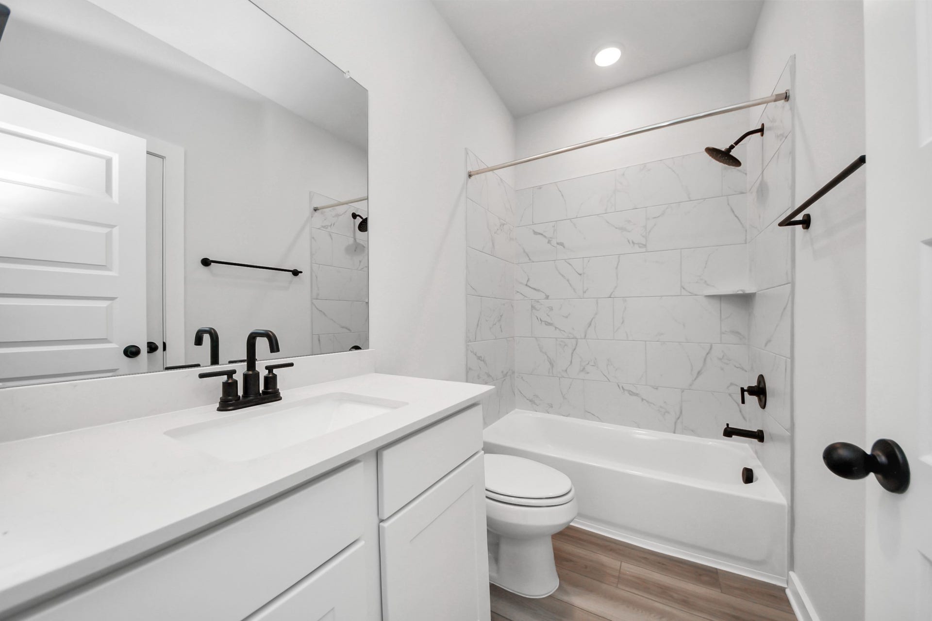 71 Leon Way, Dayton, TX 77535