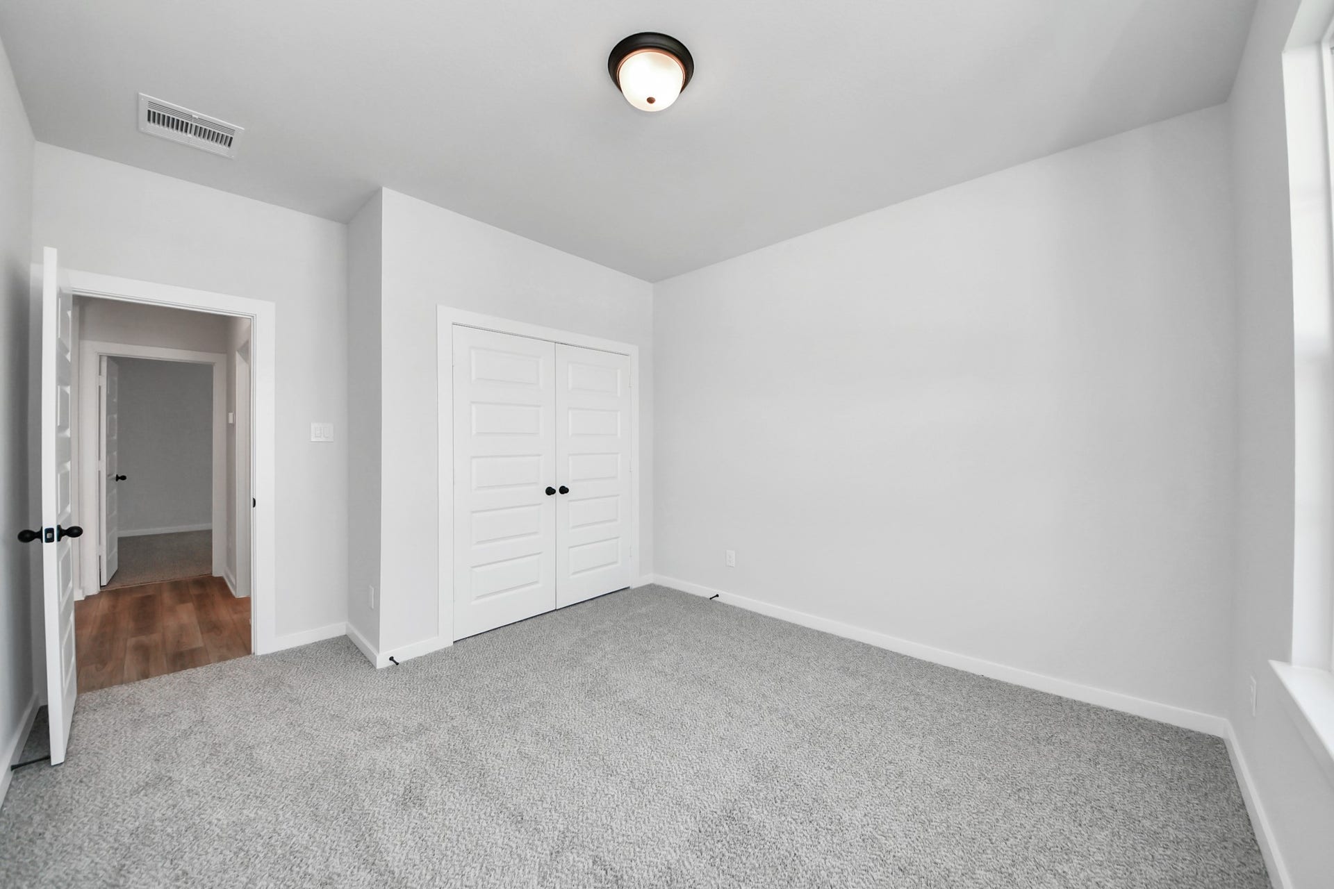 71 Leon Way, Dayton, TX 77535