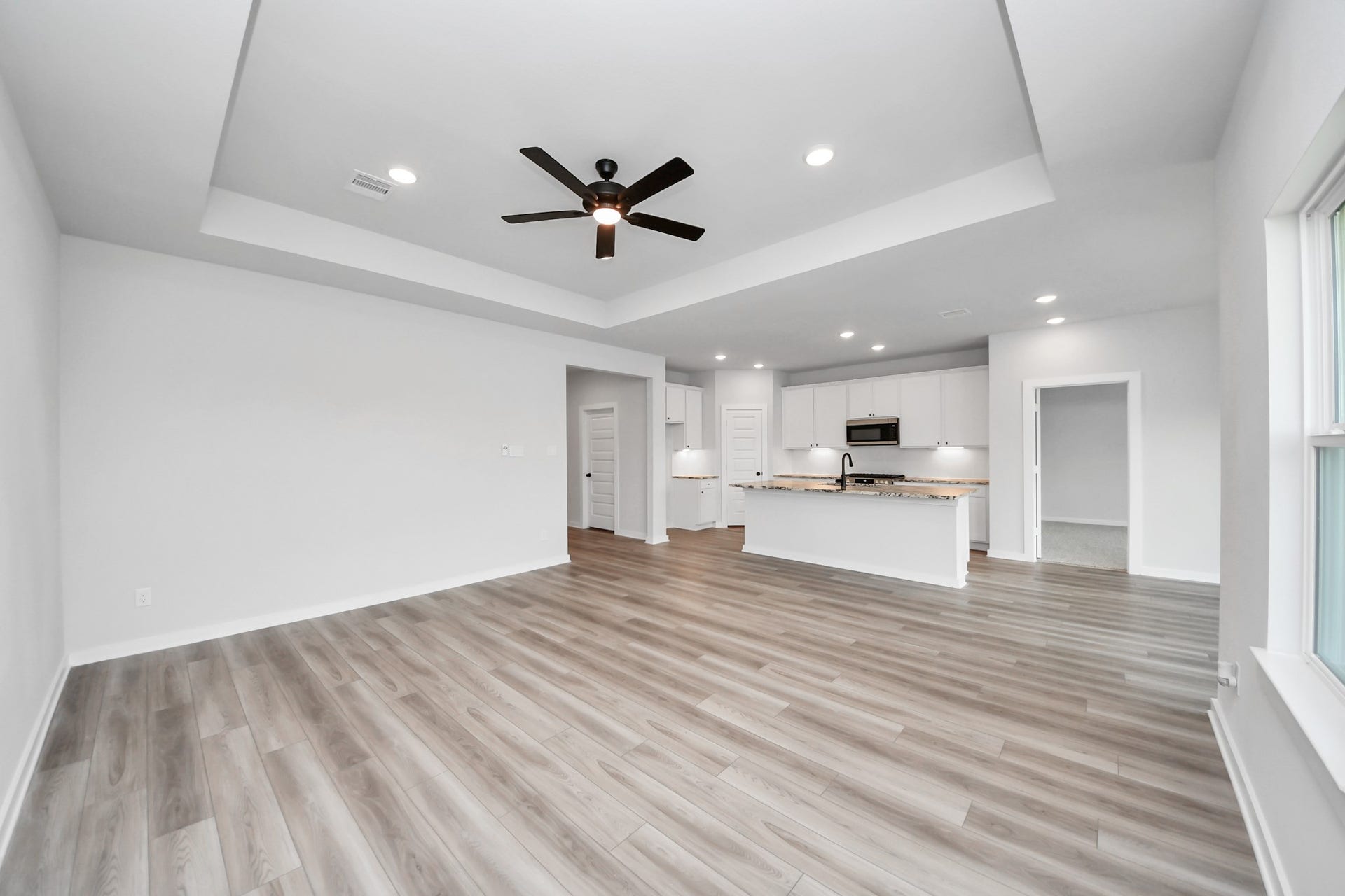 71 Leon Way, Dayton, TX 77535