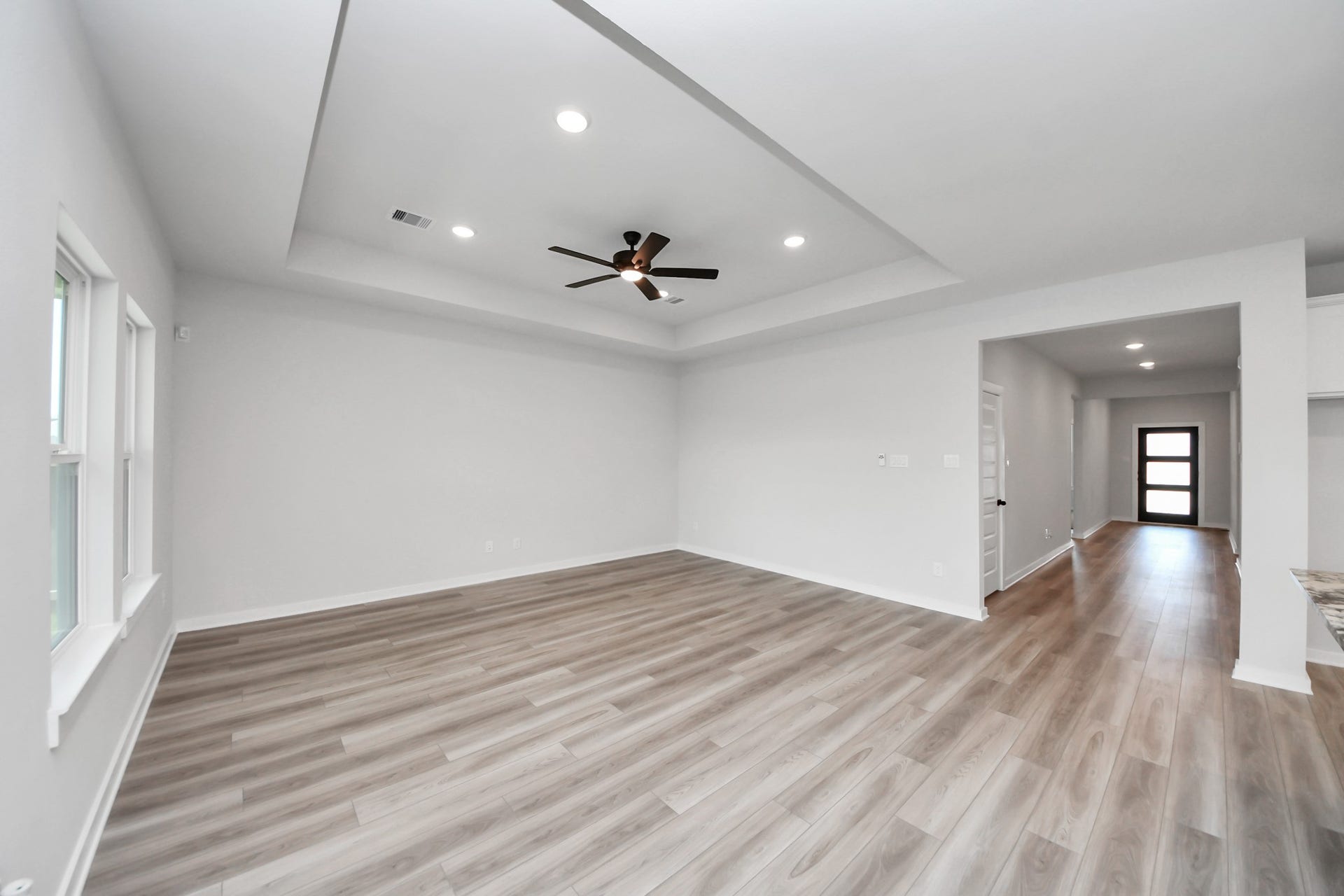 71 Leon Way, Dayton, TX 77535