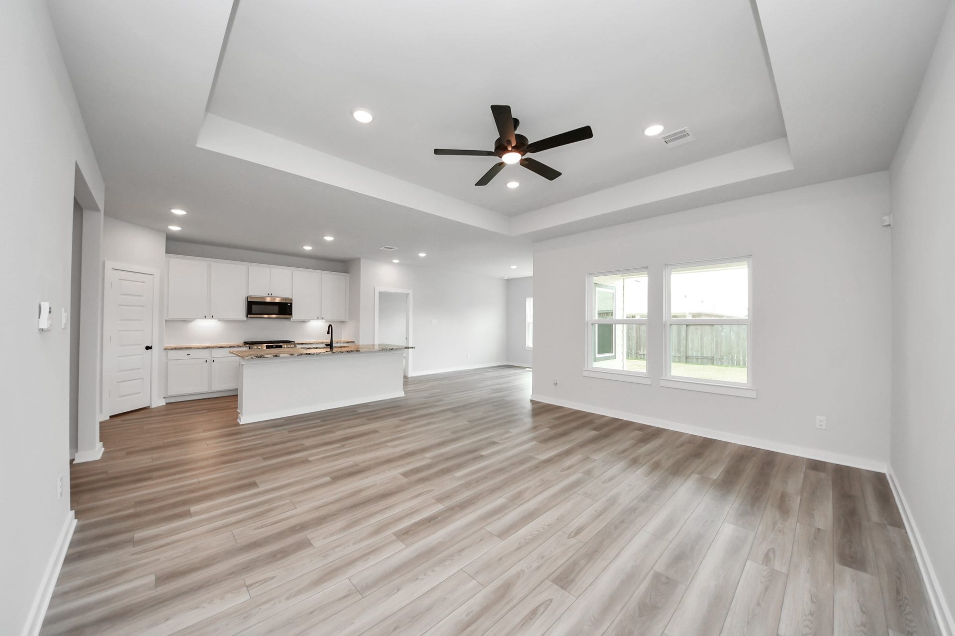 71 Leon Way, Dayton, TX 77535