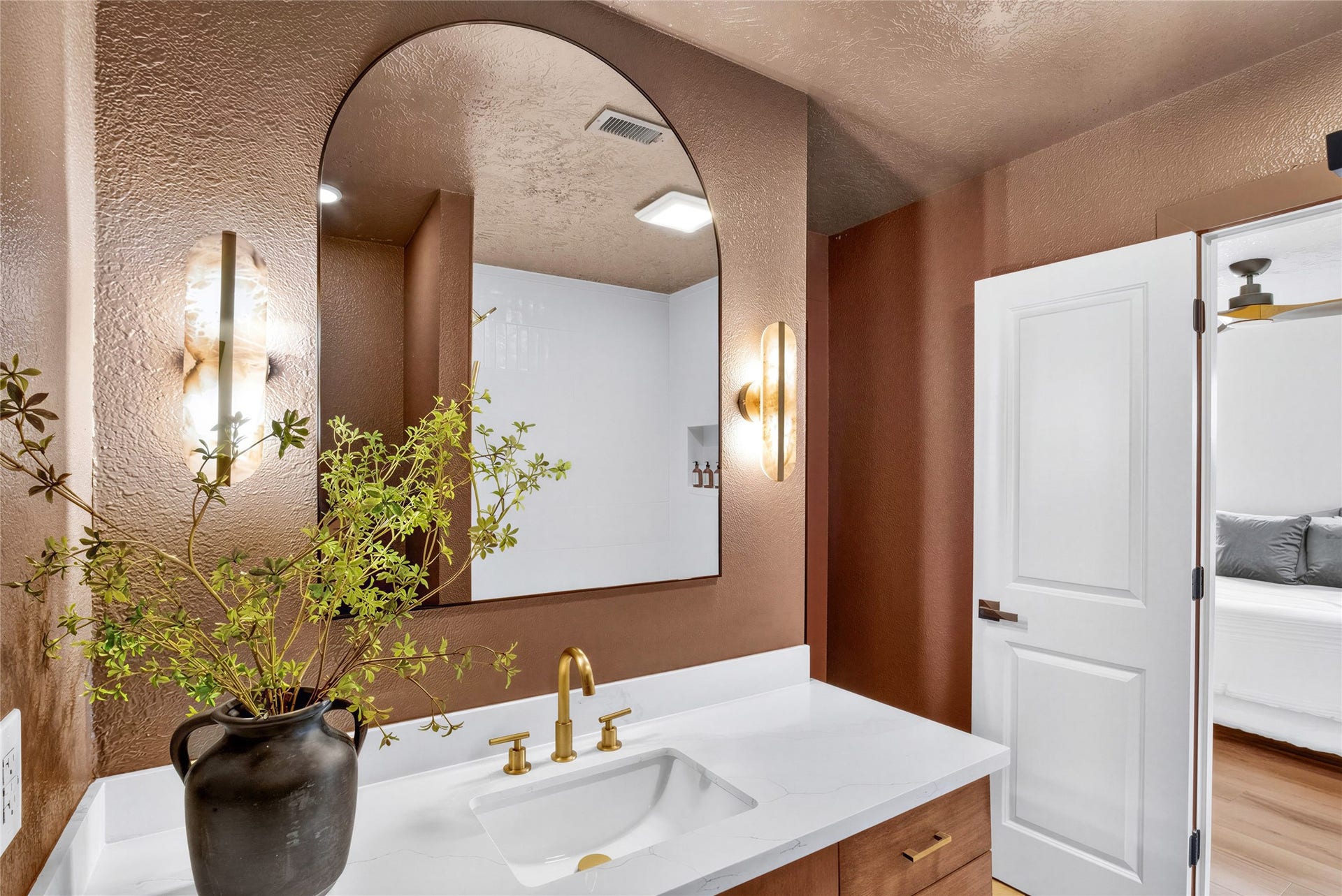 2501 Ironclad Drive, League City, TX 77573 2501 Ironclad Drive, League City, TX 77573
