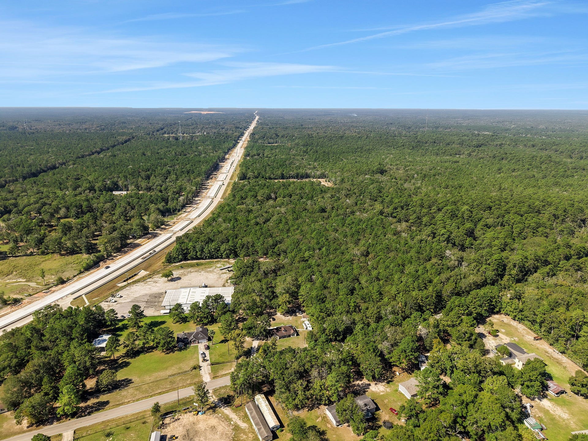 23465 Highway 105, Cleveland, TX 77328