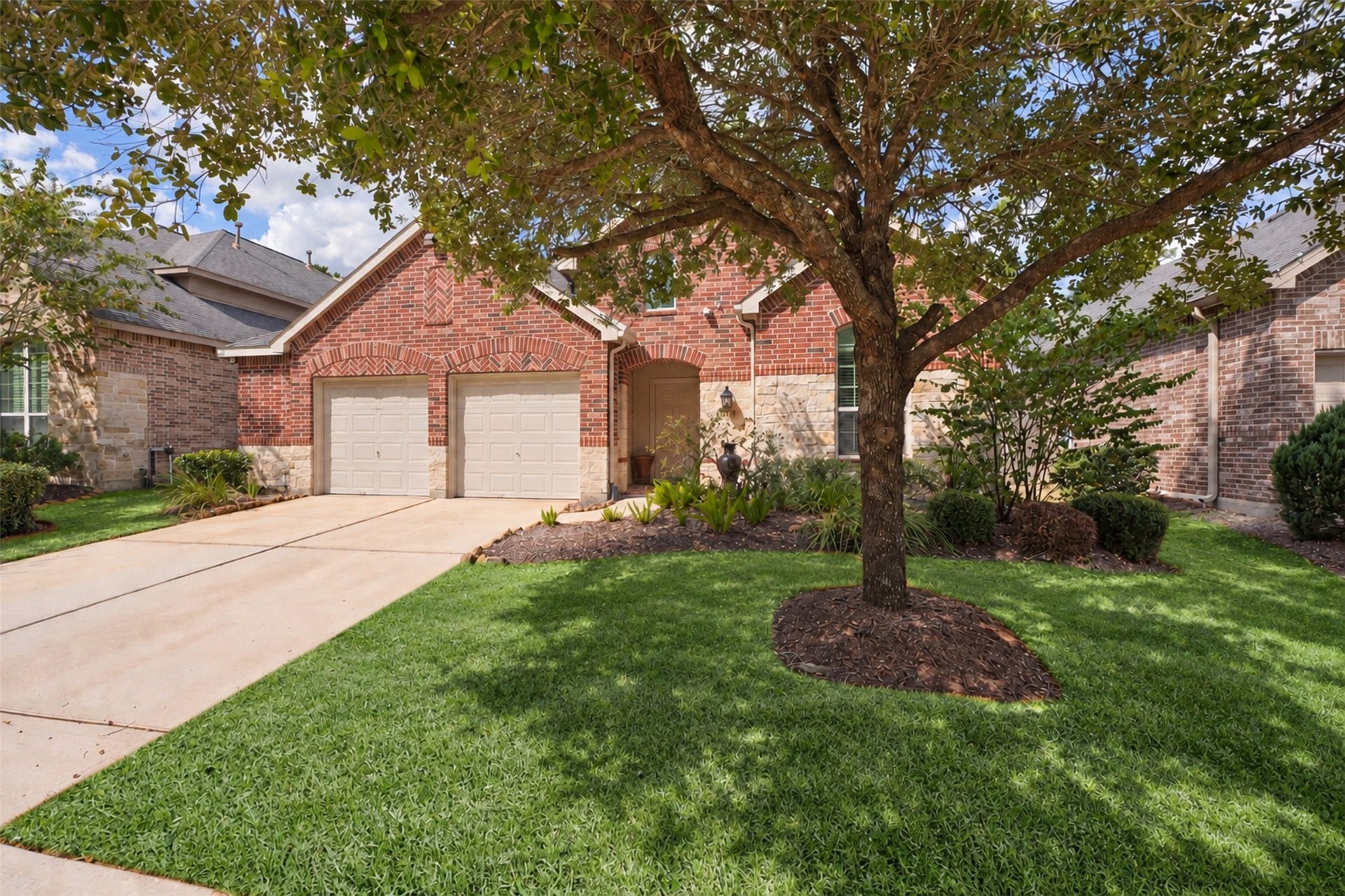 8219 Horsetail Court, Conroe, TX 77385 8219 Horsetail Court, Conroe, TX 77385