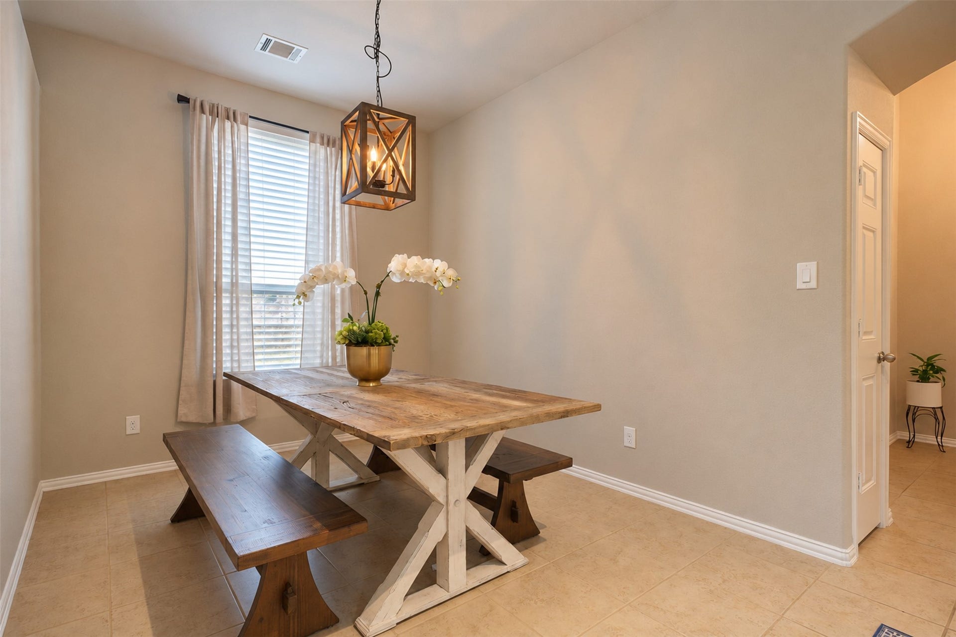 8219 Horsetail Court, Conroe, TX 77385 8219 Horsetail Court, Conroe, TX 77385