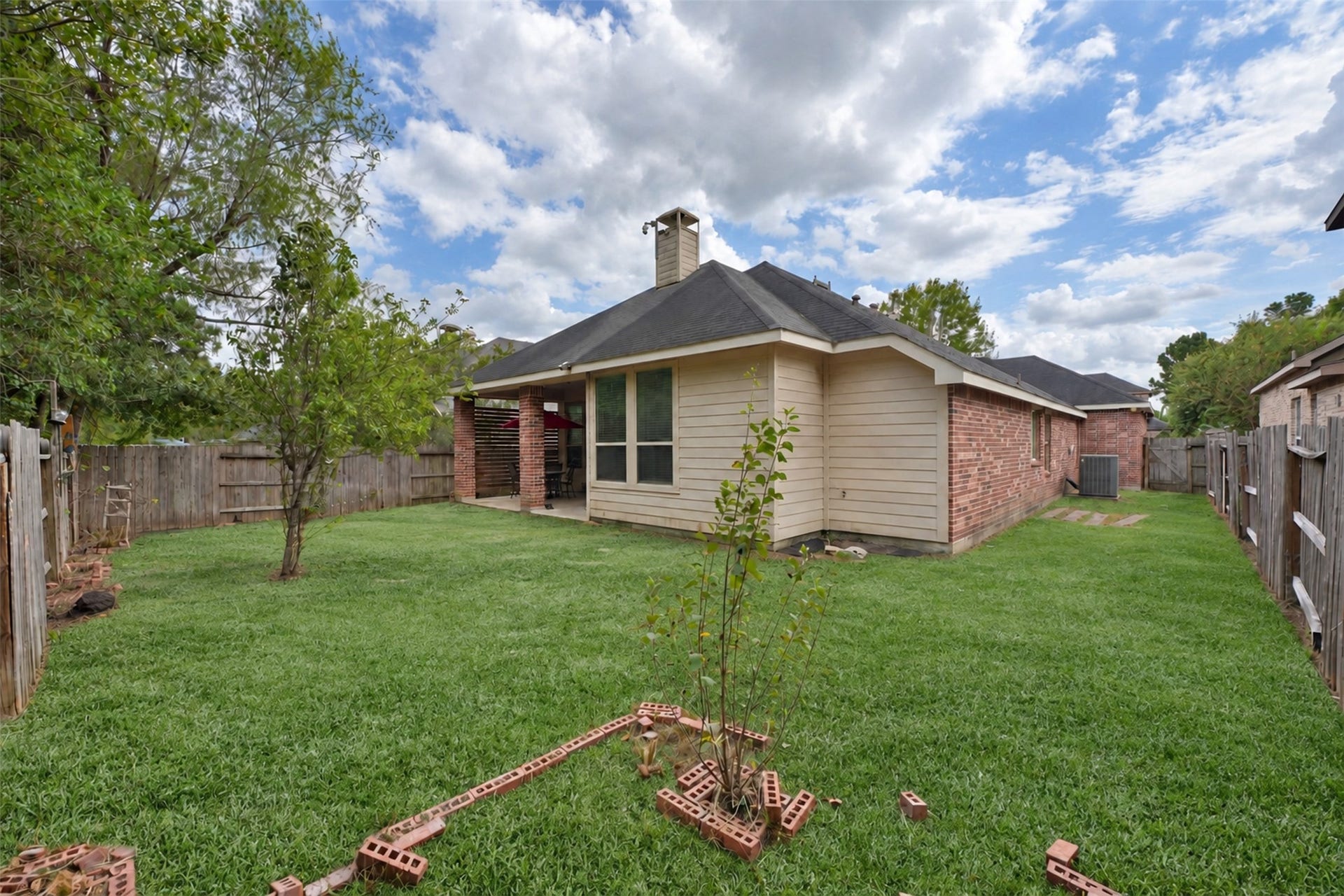 8219 Horsetail Court, Conroe, TX 77385 8219 Horsetail Court, Conroe, TX 77385