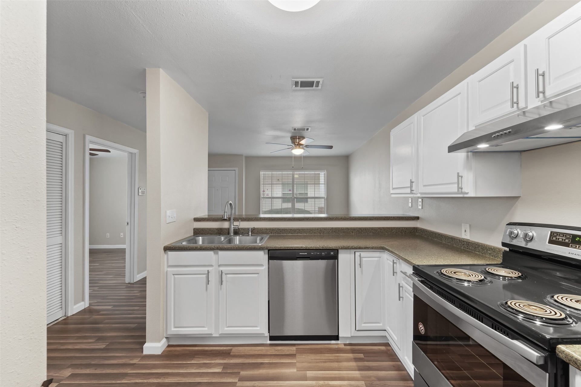 44422 US 290 Business Streets, #24, Prairie View, TX 77484 44422 US 290 Business Streets, #24, Prairie View, TX 77484