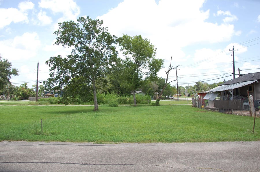 Property photo for 1002 Rufus Street, Richmond, TX