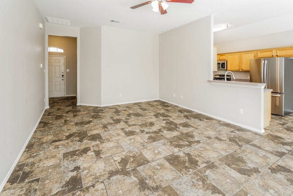 11927 Belle Court, Pinehurst, TX 77362 11927 Belle Court, Pinehurst, TX 77362