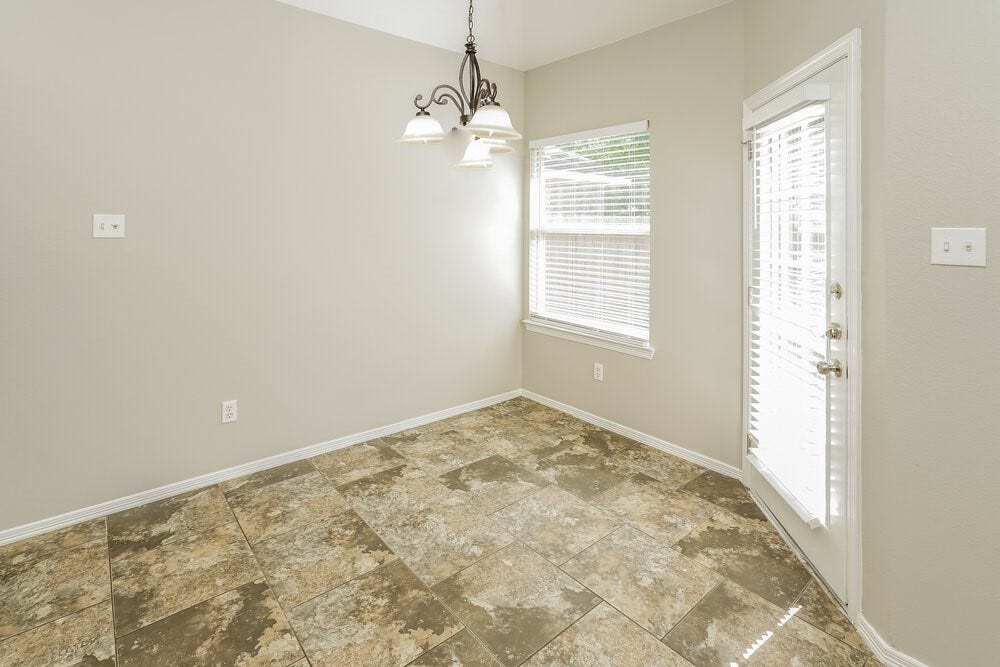 11927 Belle Court, Pinehurst, TX 77362 11927 Belle Court, Pinehurst, TX 77362
