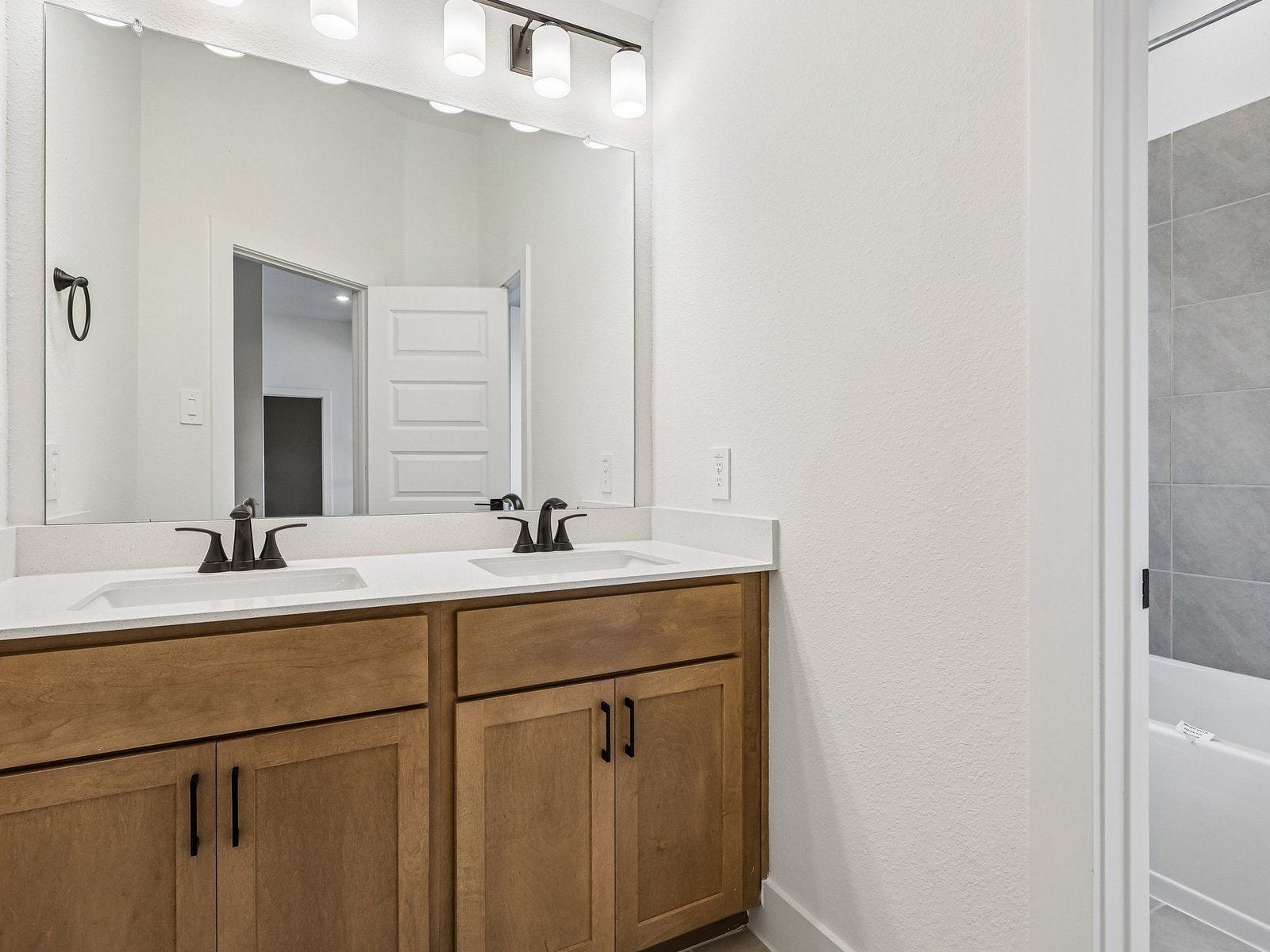 5507 Knight Court, Rosenberg, TX 77471