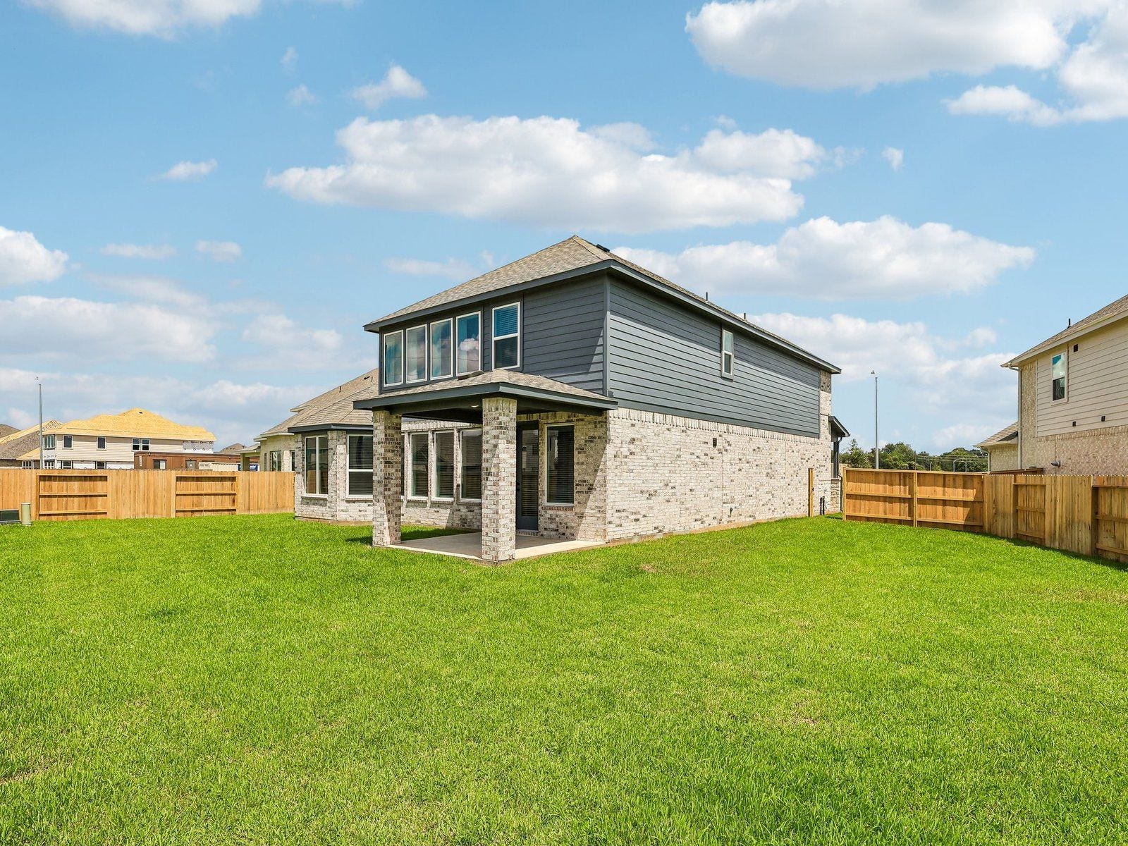 5507 Knight Court, Rosenberg, TX 77471