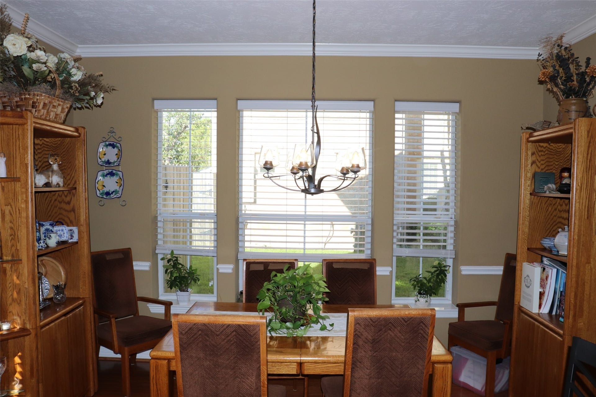 4010 Park Thicket, Pasadena, TX 77058 4010 Park Thicket, Pasadena, TX 77058
