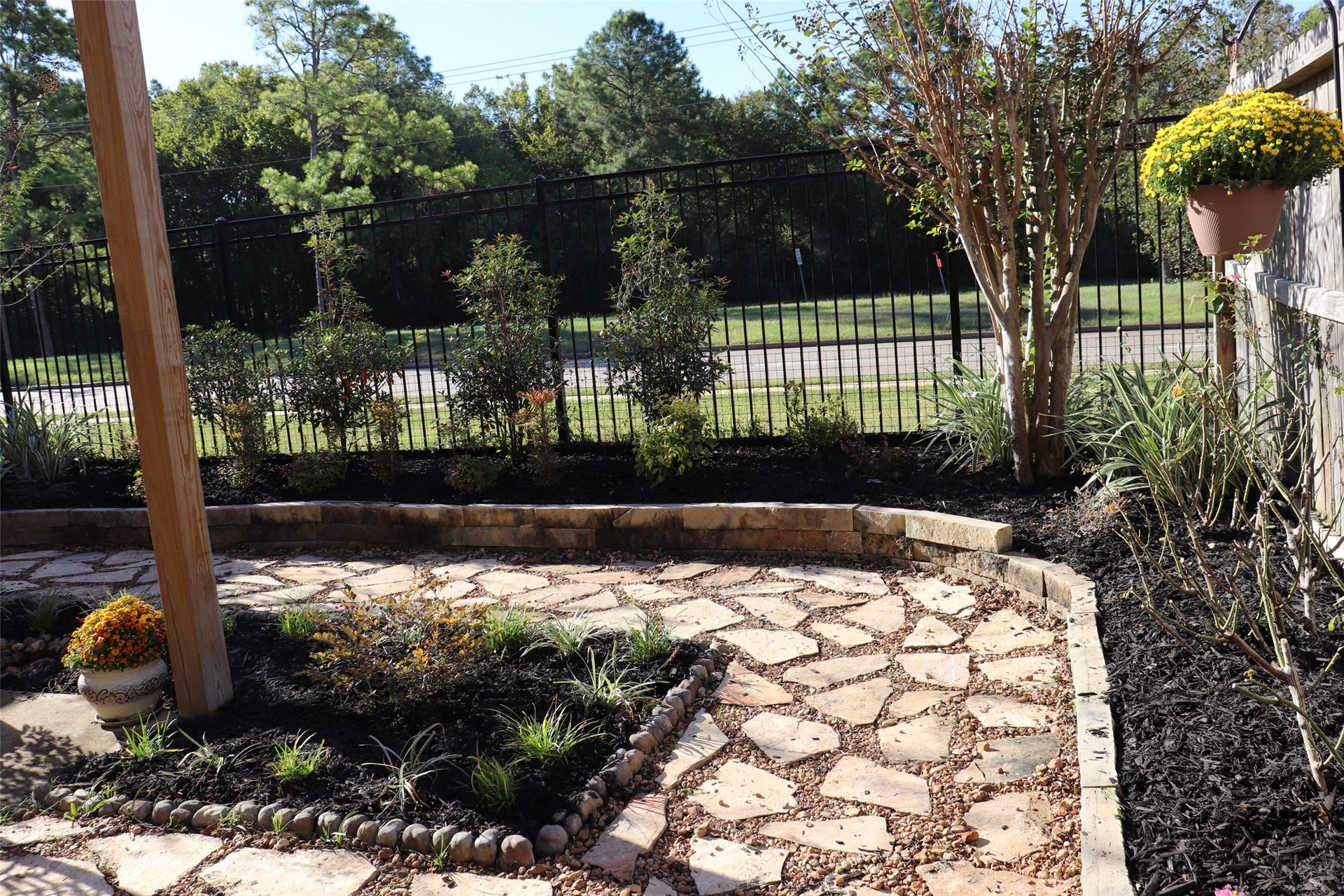 4010 Park Thicket, Pasadena, TX 77058 4010 Park Thicket, Pasadena, TX 77058