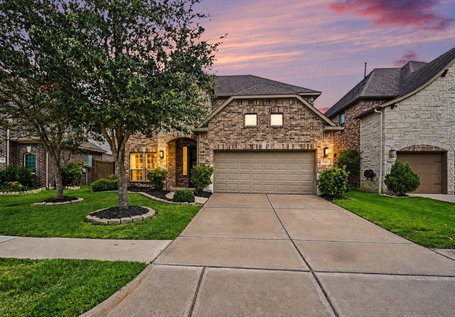 Property photo for 729 Angelina Street, Webster, TX