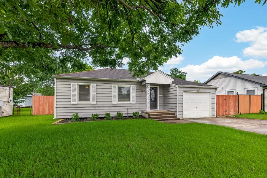 Property photo for 10914 La Crosse Street, Jacinto City, TX