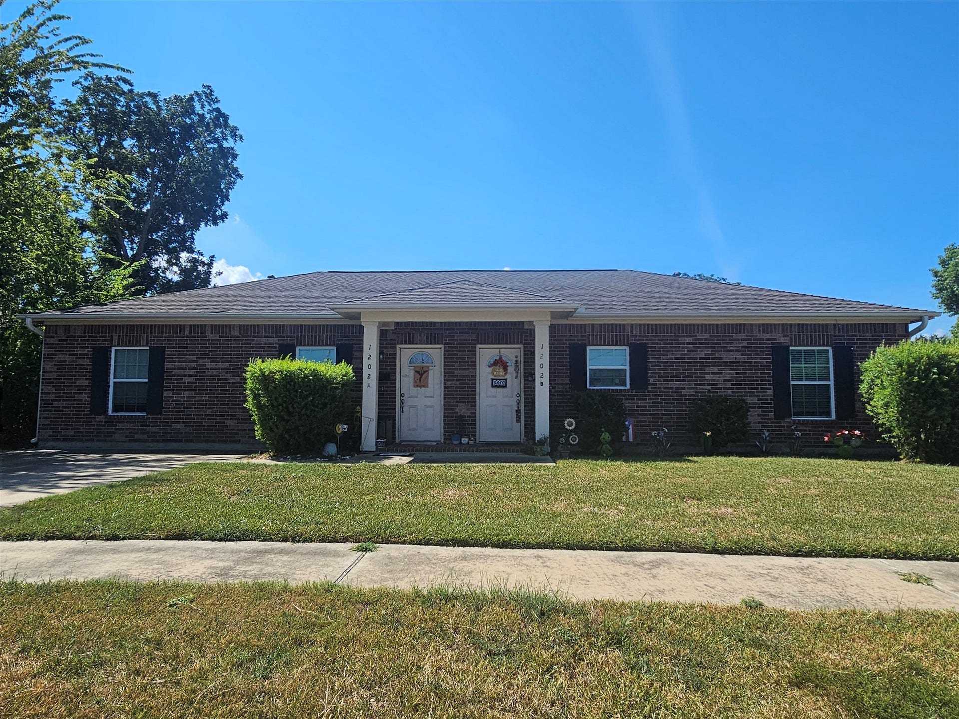 120 W 12th Street, Deer Park, TX 77536