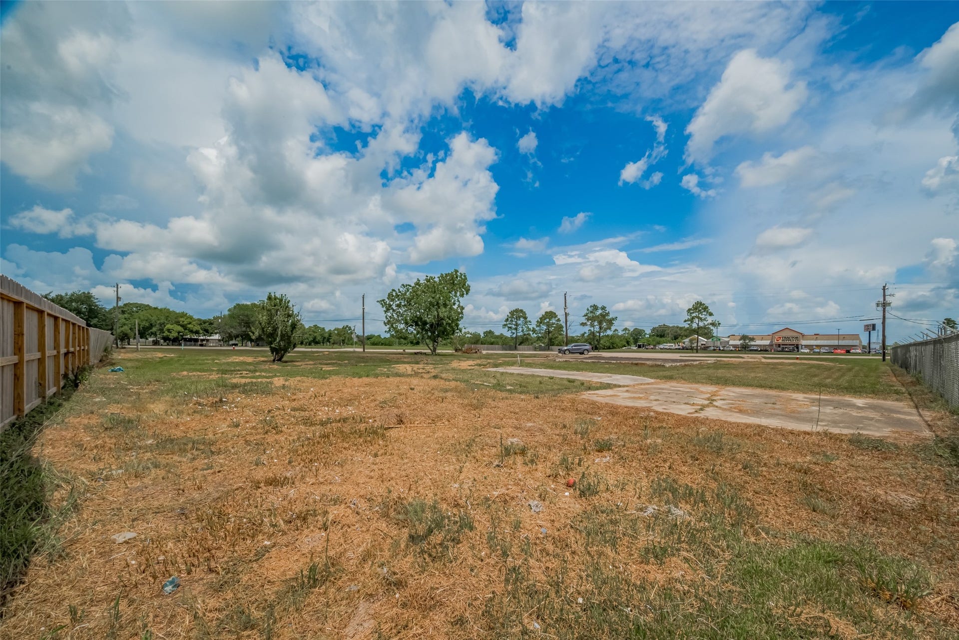 13449 Fm 1764 Road, Santa Fe, TX 77510 13449 Fm 1764 Road, Santa Fe, TX 77510