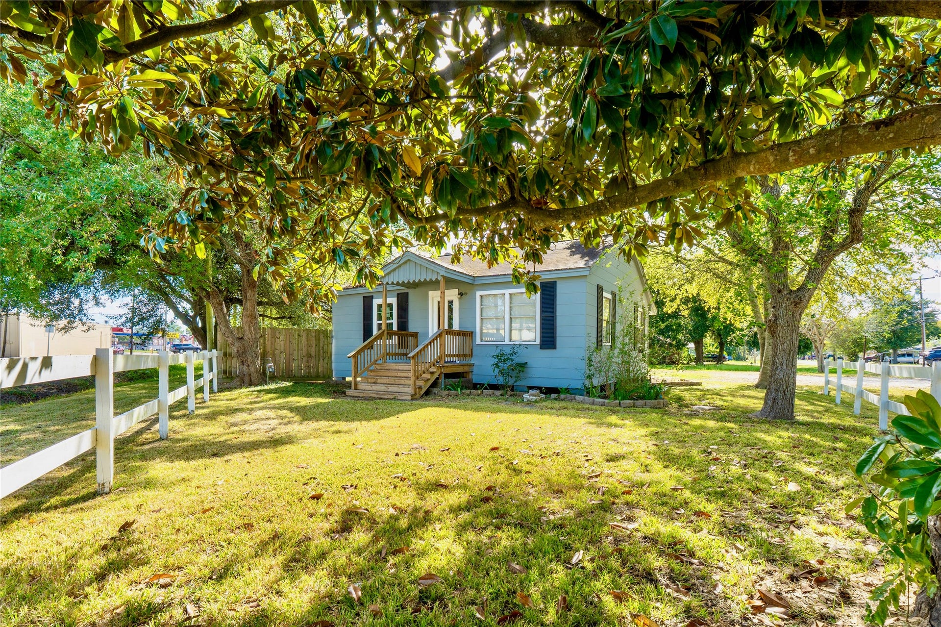 4114 Victoria Avenue, Dickinson, TX 77539 4114 Victoria Avenue, Dickinson, TX 77539