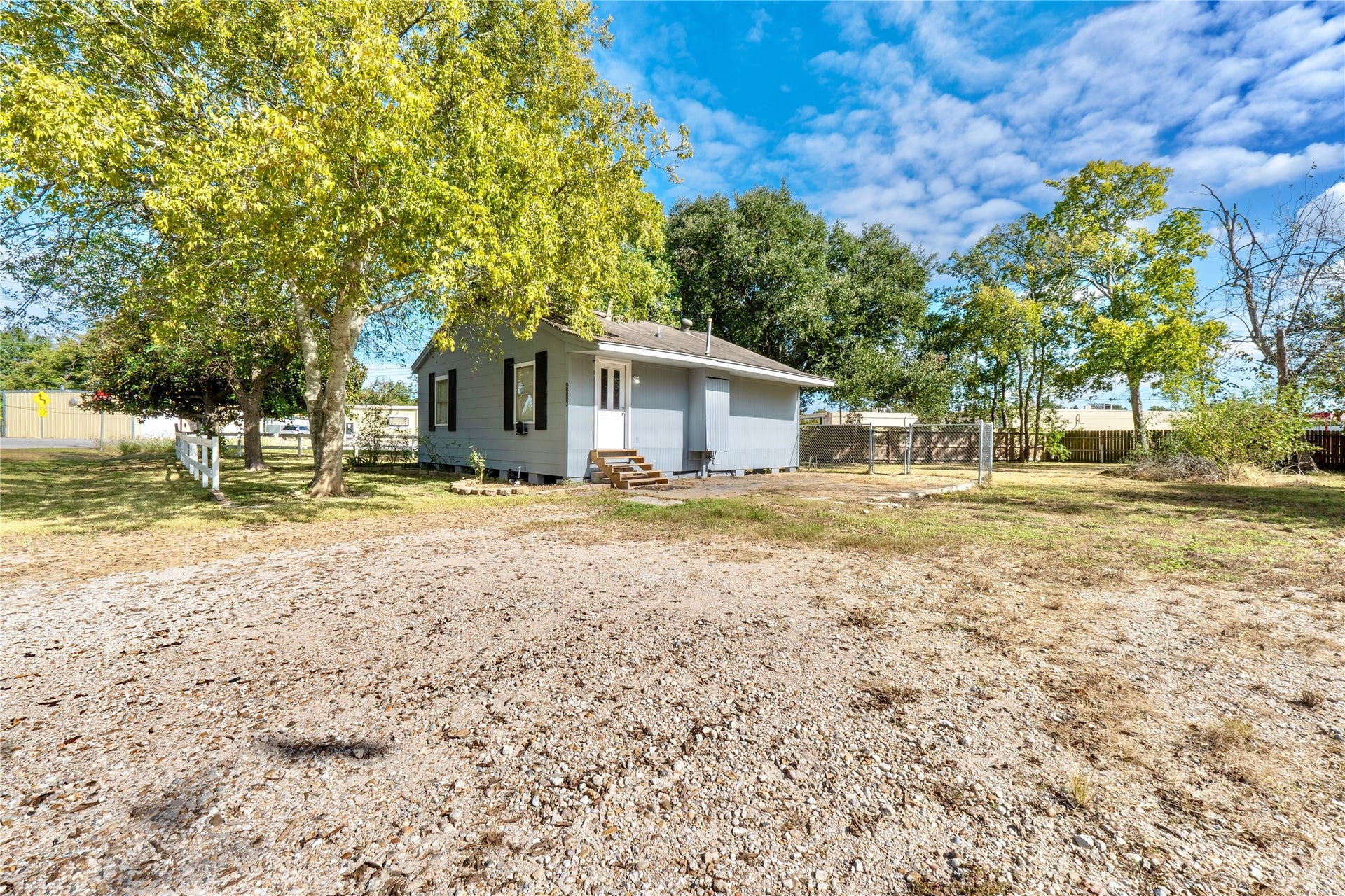 4114 Victoria Avenue, Dickinson, TX 77539 4114 Victoria Avenue, Dickinson, TX 77539