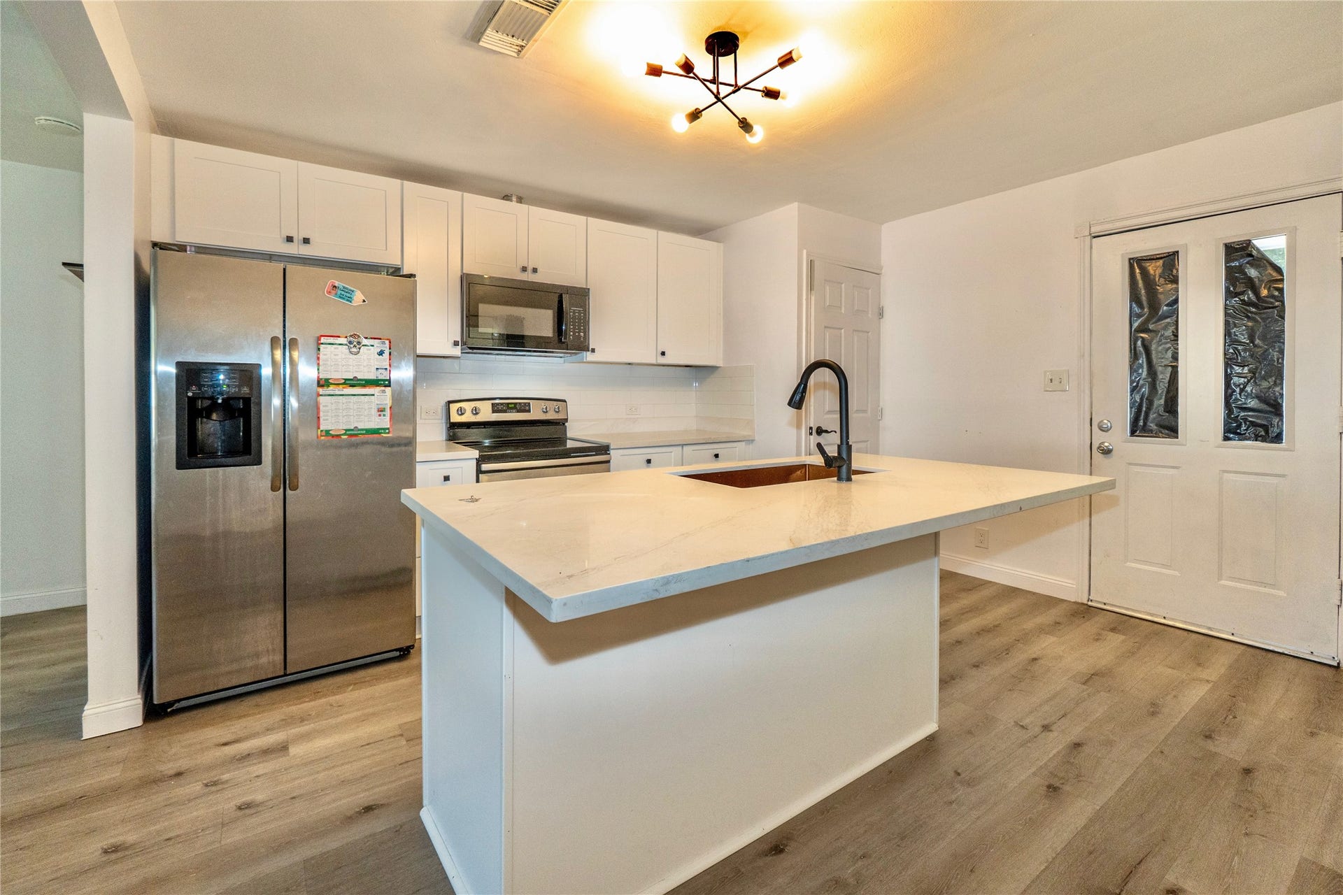 4114 Victoria Avenue, Dickinson, TX 77539 4114 Victoria Avenue, Dickinson, TX 77539