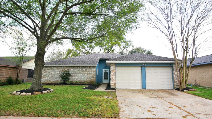 Property photo for 19447 Spanish Needle Drive, Houston, TX