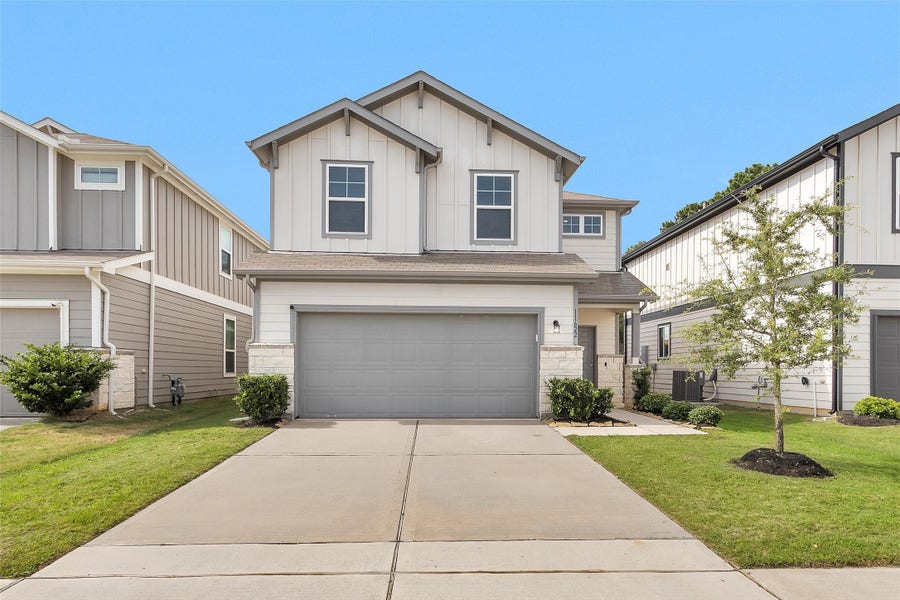 Property photo for 11622 Braemar Village Drive, Tomball, TX