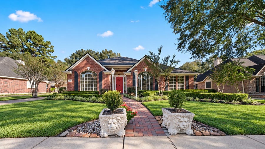 Property photo for 1715 Medway Drive, Spring, TX