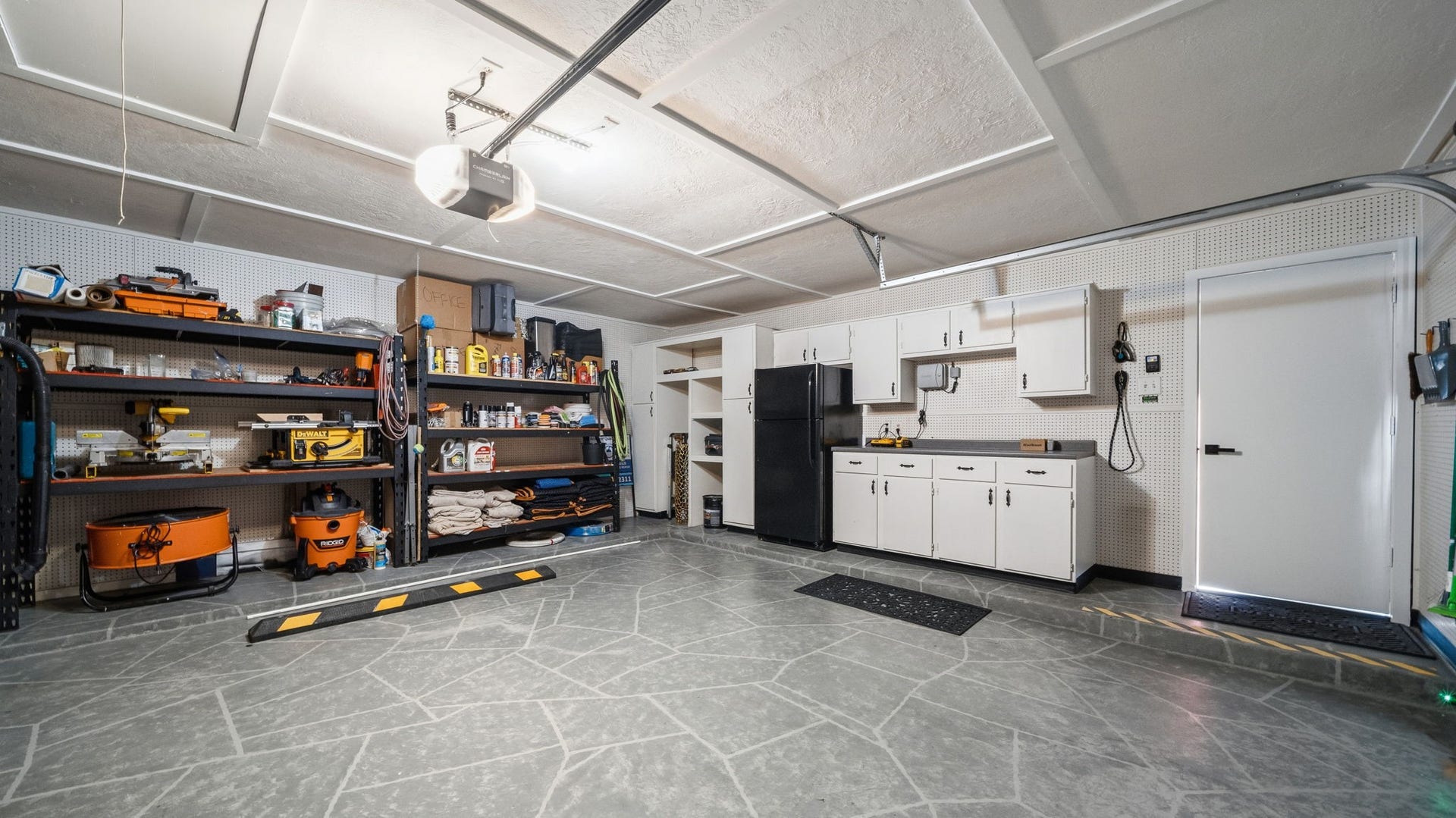1715 Medway Drive, Spring, TX 77386 1715 Medway Drive, Spring, TX 77386