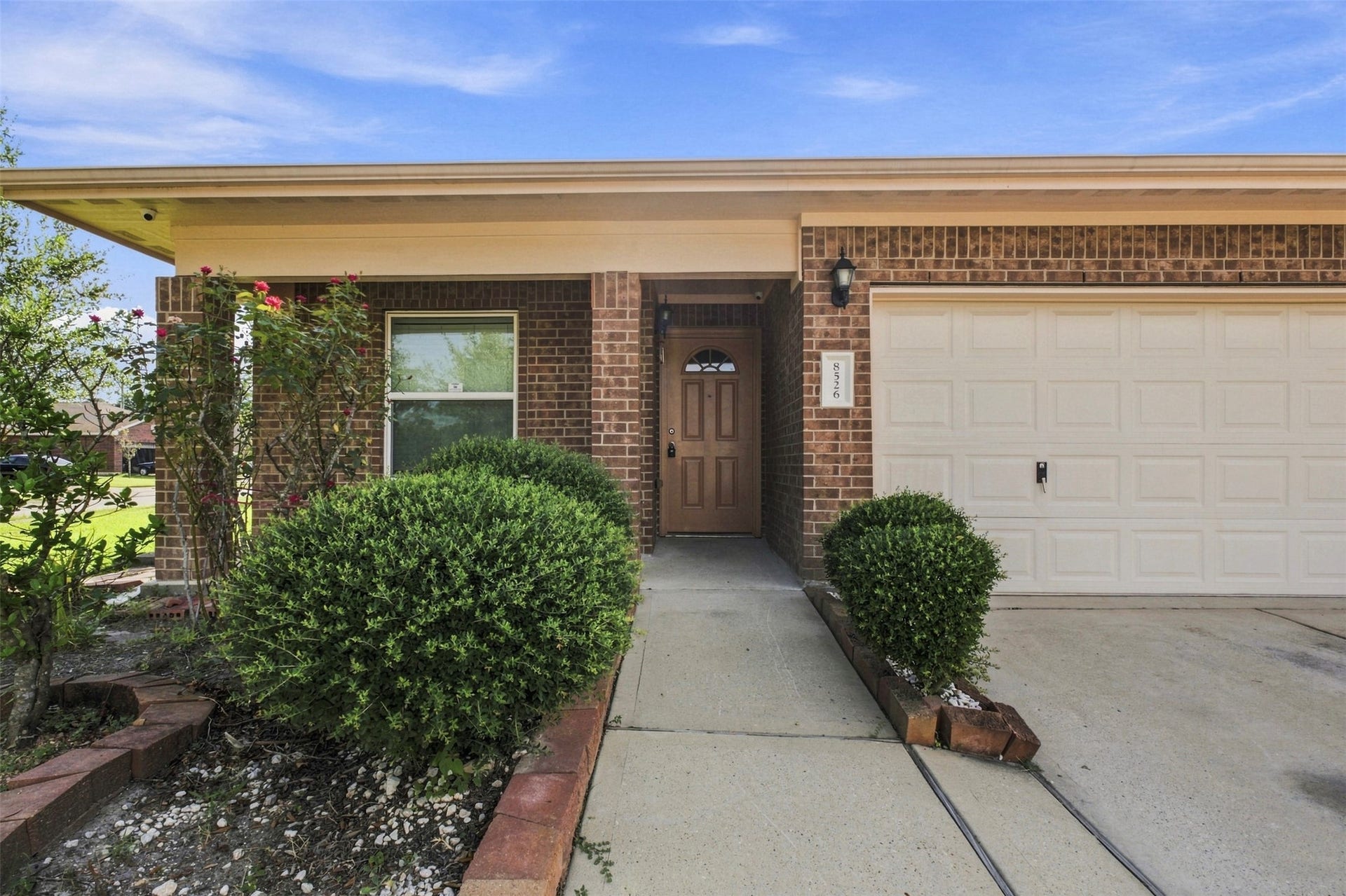8526 Vista Oaks Manor, Houston, TX 77028 8526 Vista Oaks Manor, Houston, TX 77028