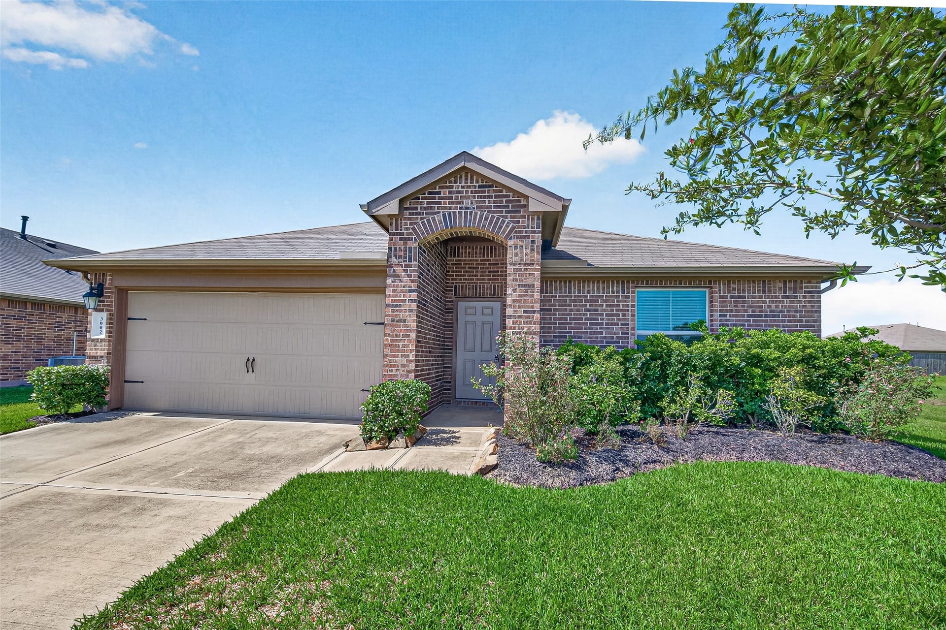 3002 Lightles Manor Court, Katy, TX 77494 Cul de sec house right next to the neighborhood park and walking trails for your convinence.