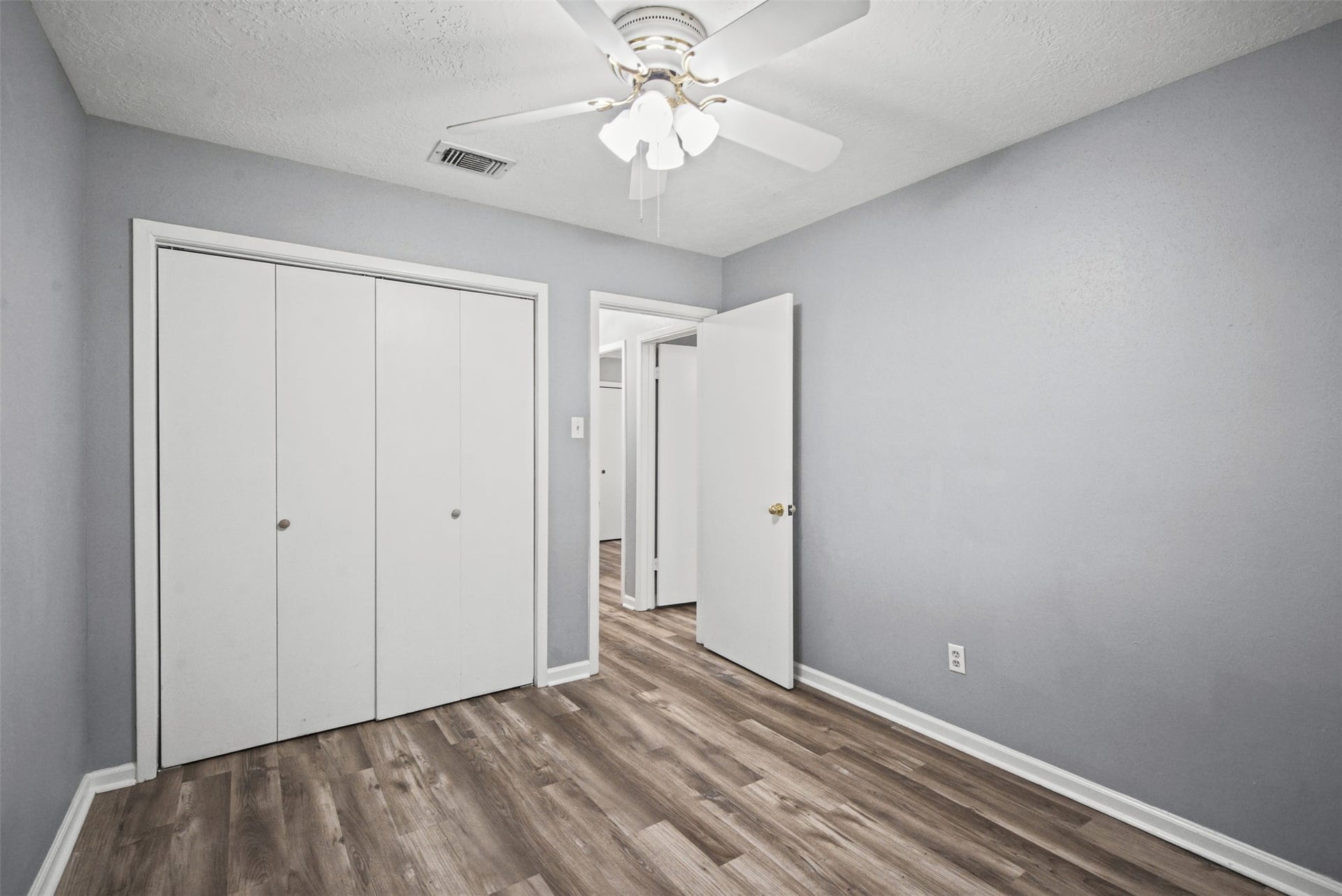 1323 Castle Glen Drive, Houston, TX 77015 Make yourself at home! With generous closet space and a versatile layout, this bedroom offers the perfect combination of comfort, convenience, and room to personalize.