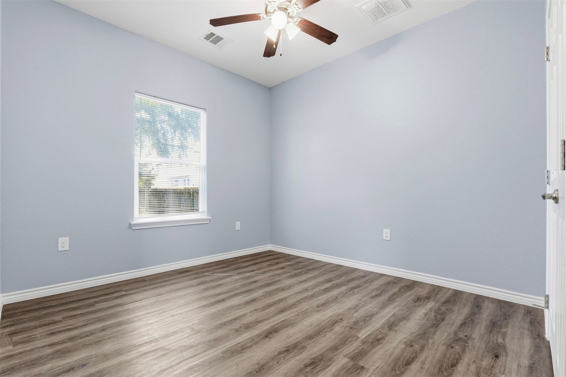 6834 Goforth Street, Houston, TX 77021 6834 Goforth Street, Houston, TX 77021