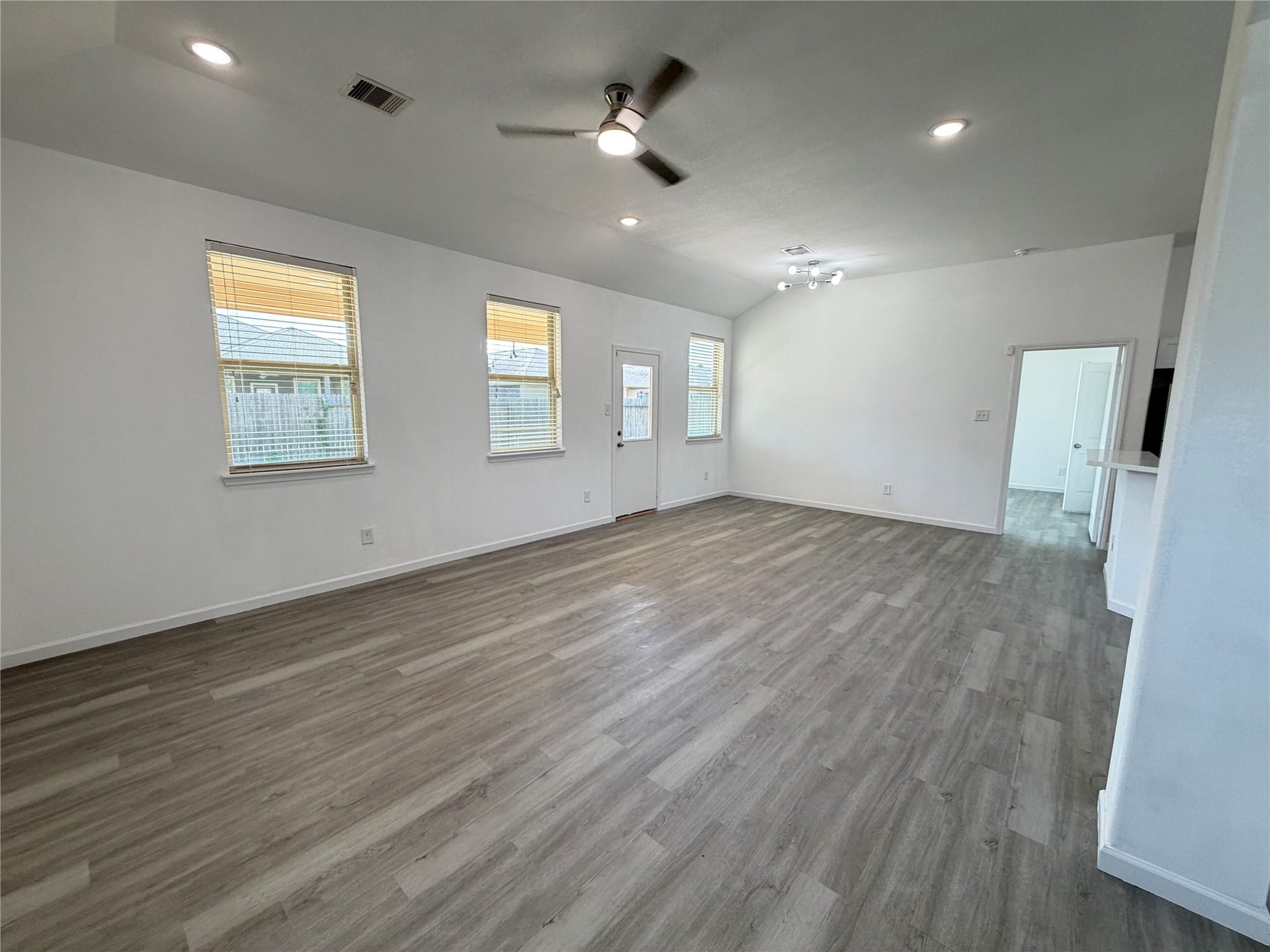 15613 All Star Drive, Splendora, TX 77372 15613 All Star Drive, Splendora, TX 77372