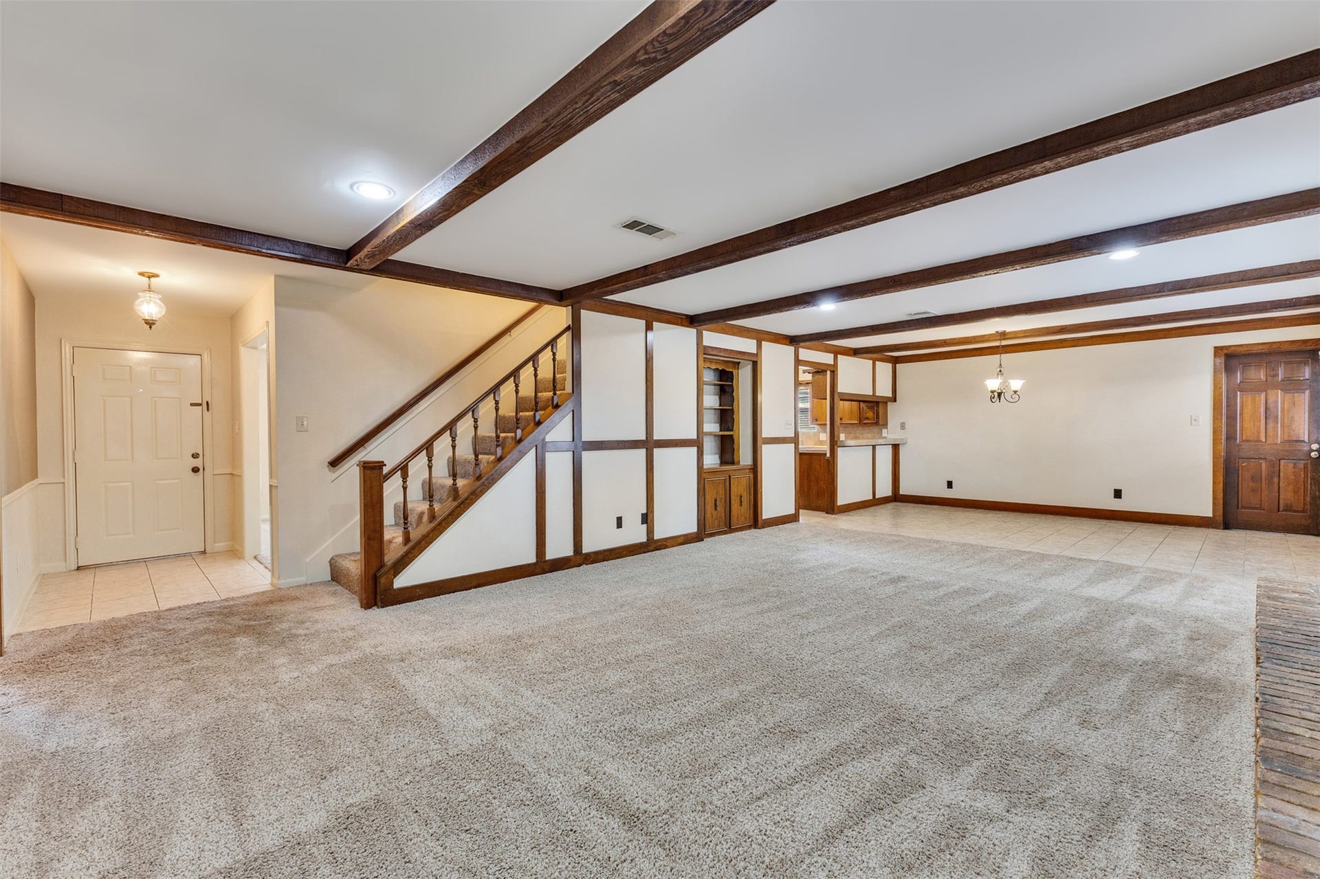 4 Kingsley Court, Conroe, TX 77304