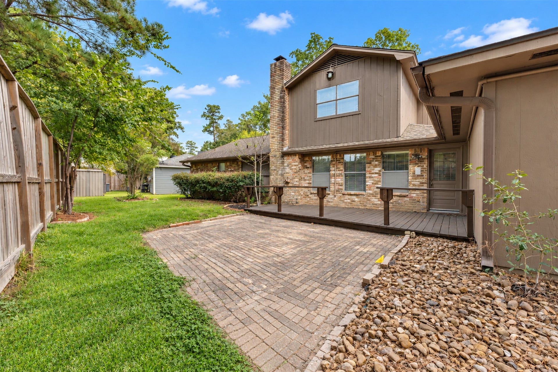 4 Kingsley Court, Conroe, TX 77304