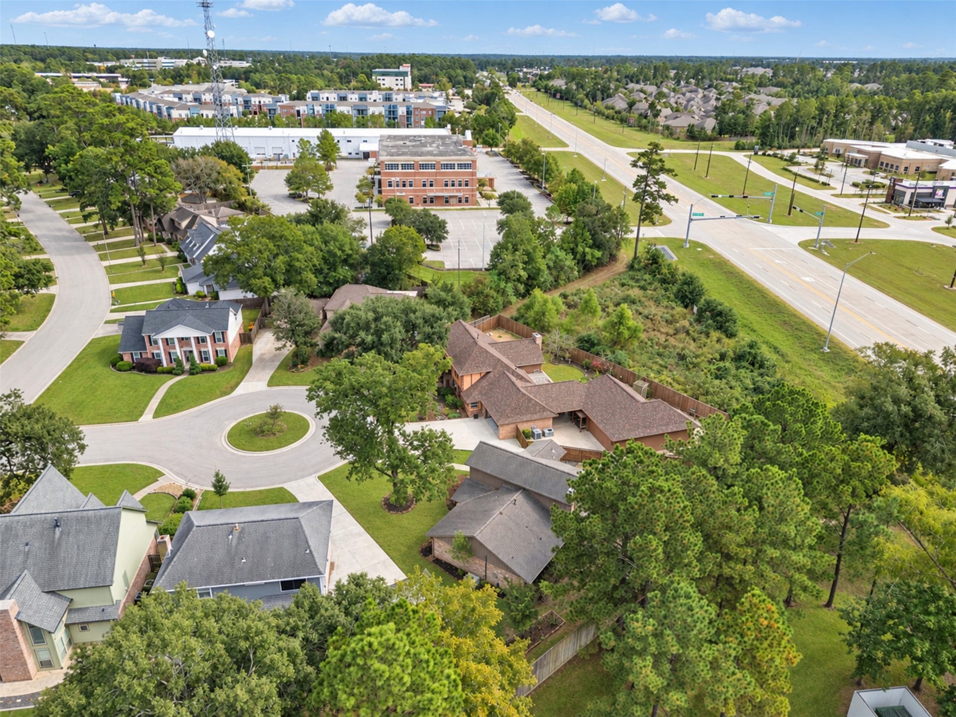 4 Kingsley Court, Conroe, TX 77304